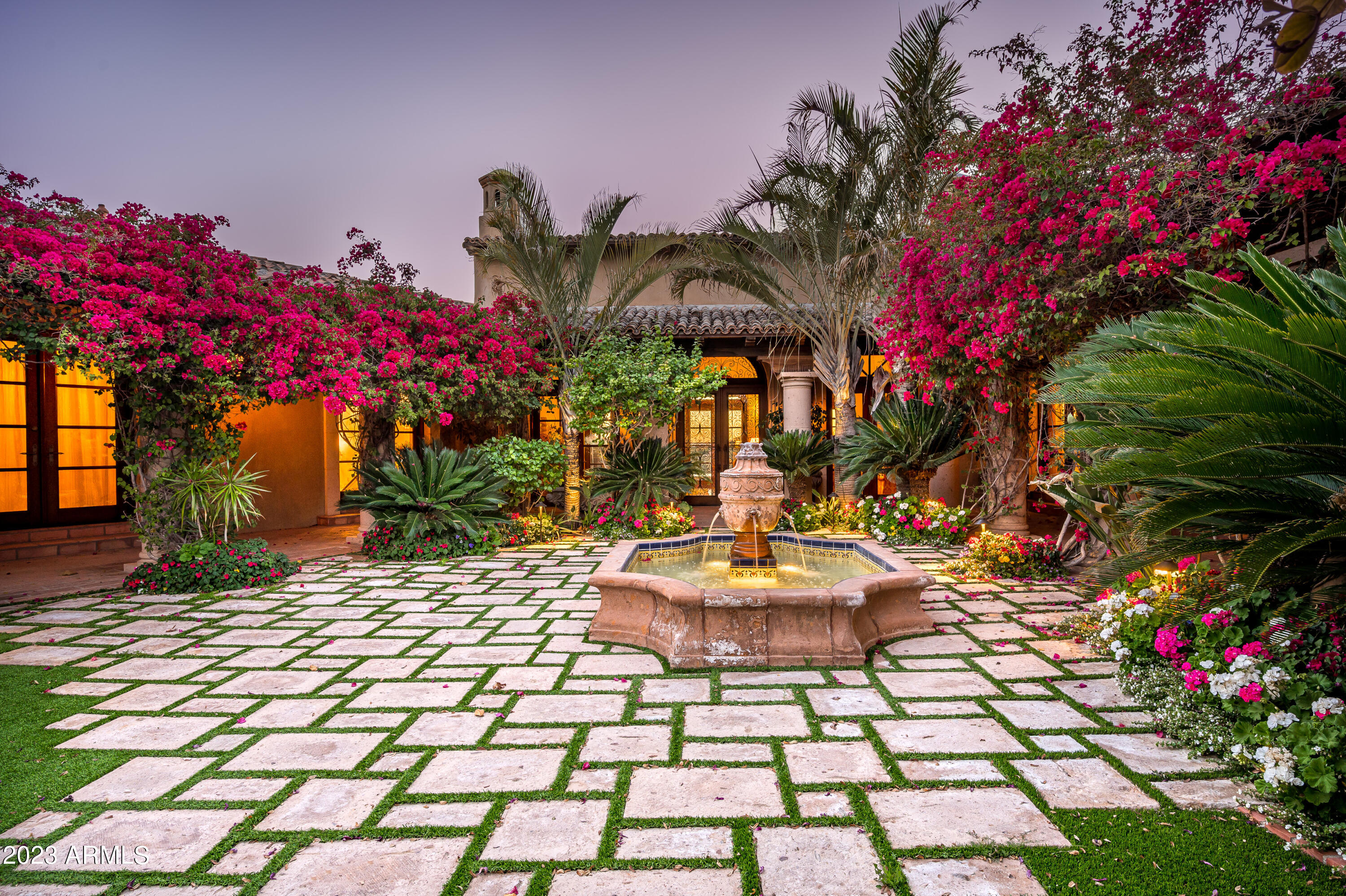 ARROYO HEIGHTS - Residential