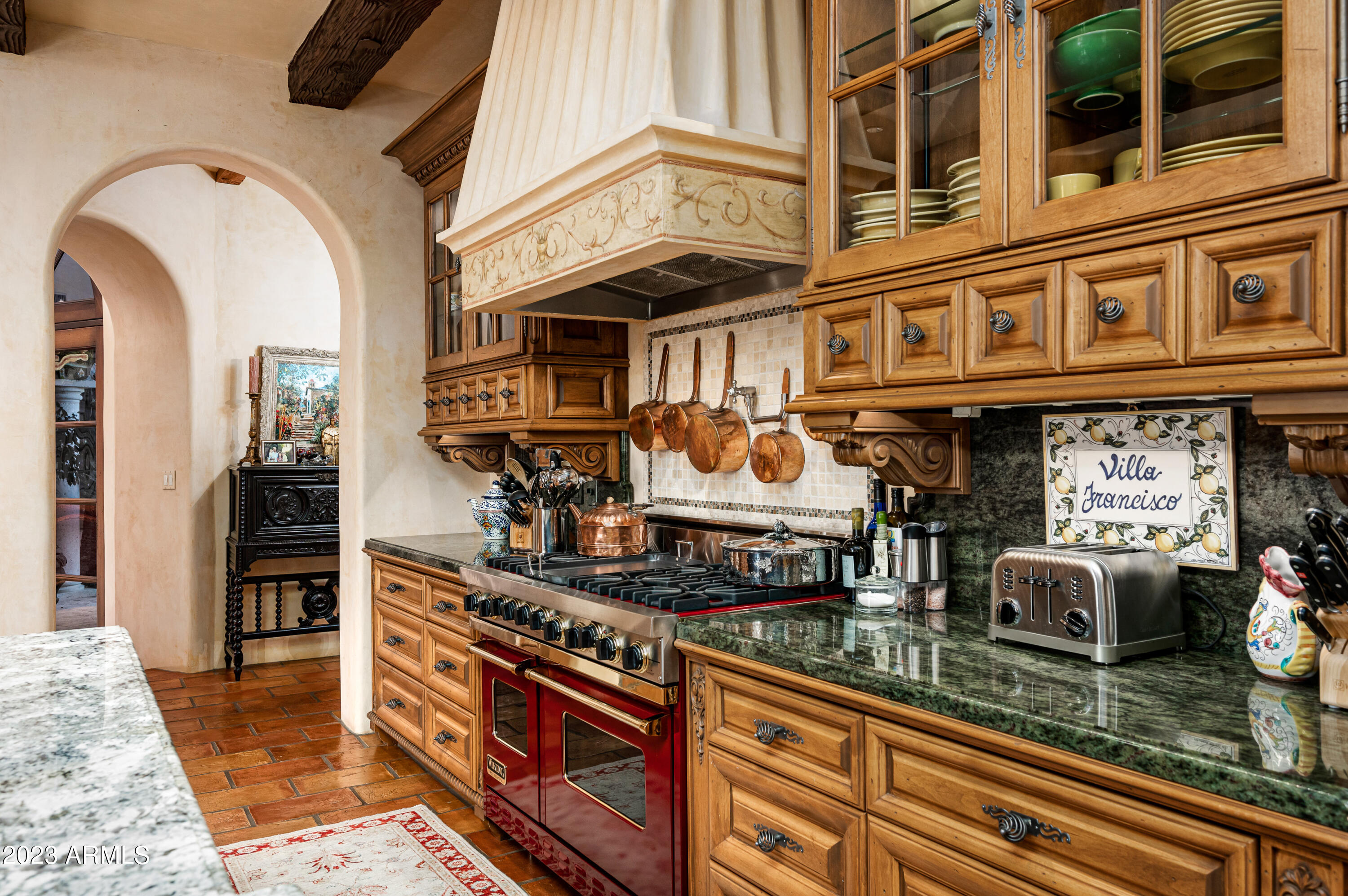 ARROYO HEIGHTS - Residential