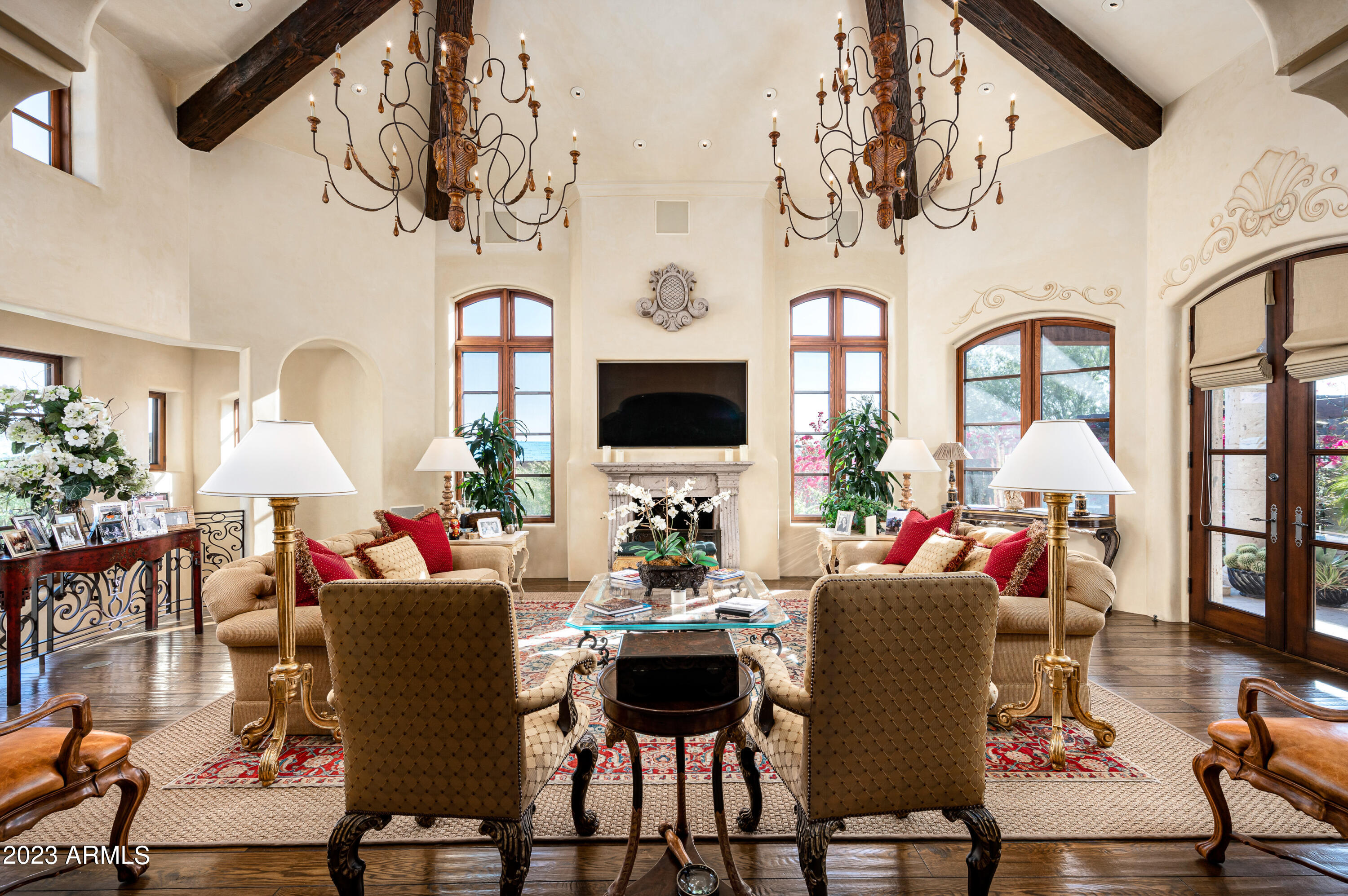 ARROYO HEIGHTS - Residential