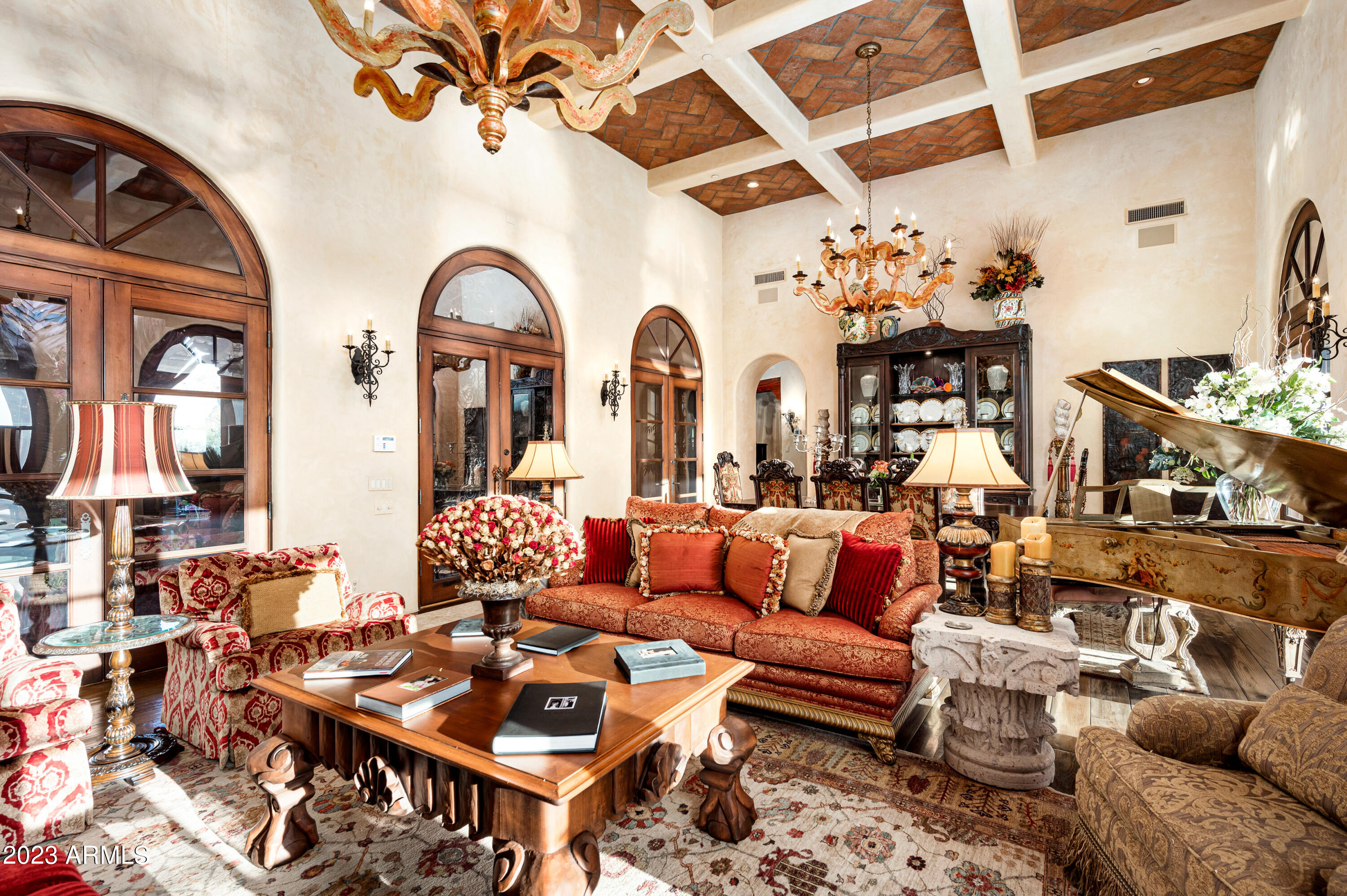 ARROYO HEIGHTS - Residential