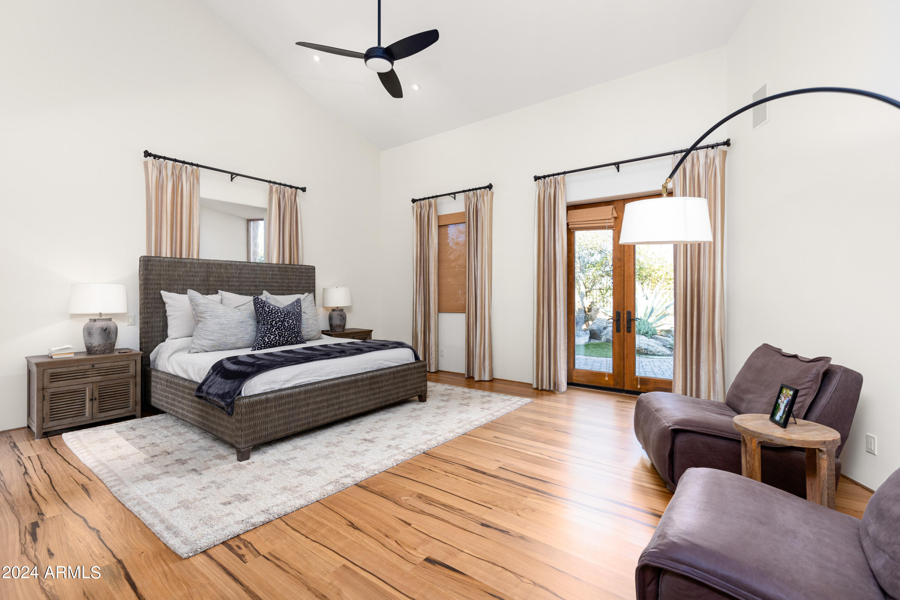 Estancia - Residential