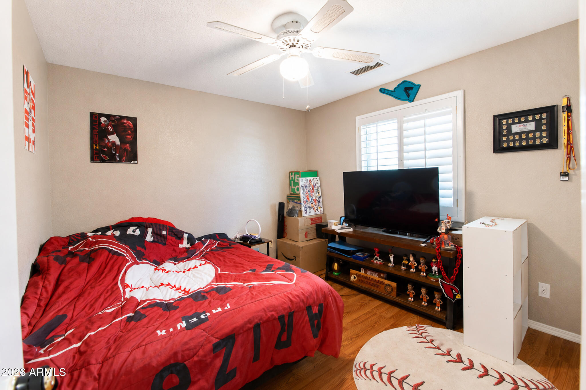 Less Than 5 Acres - Residential