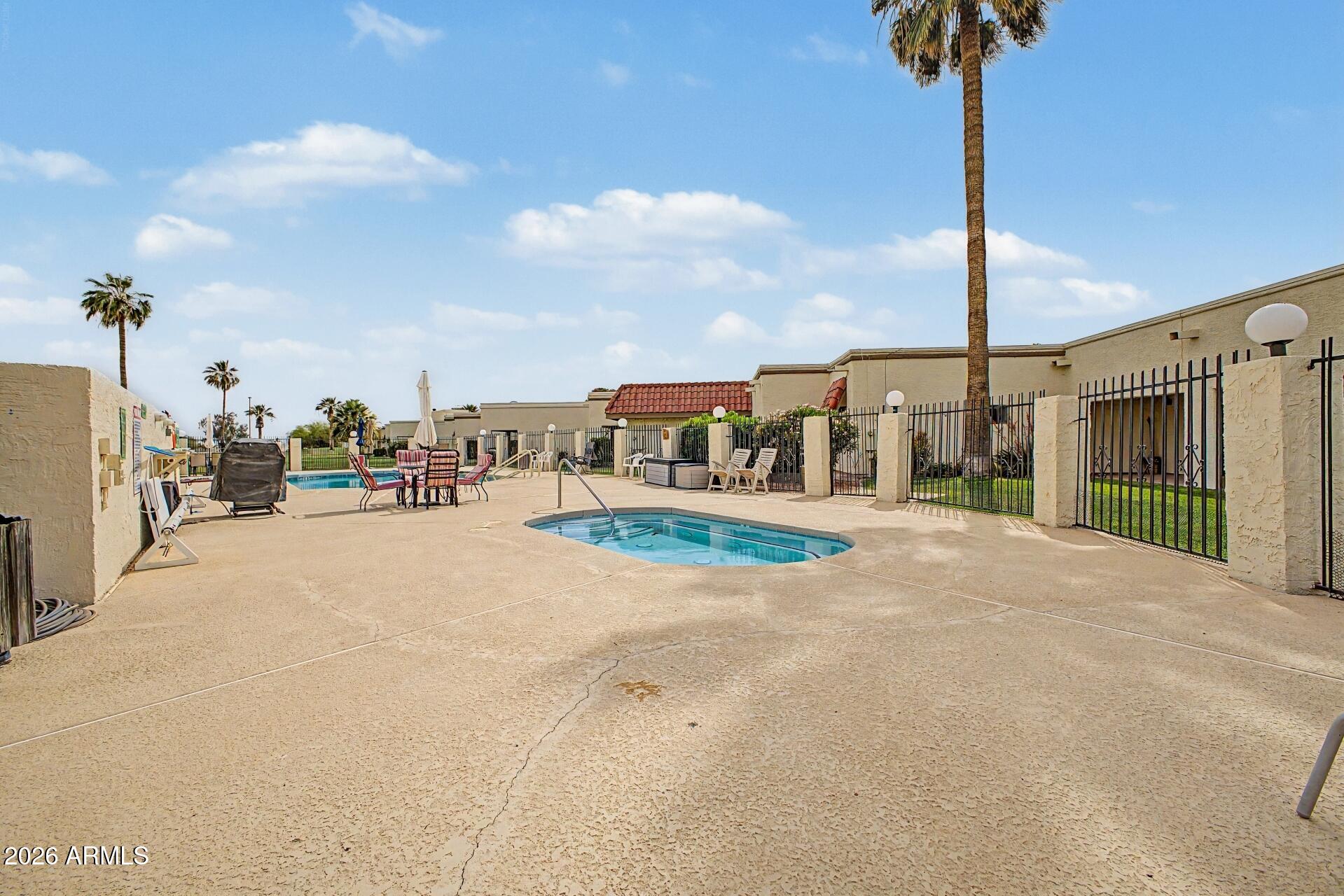 FIRST TEE VILLAS - Residential