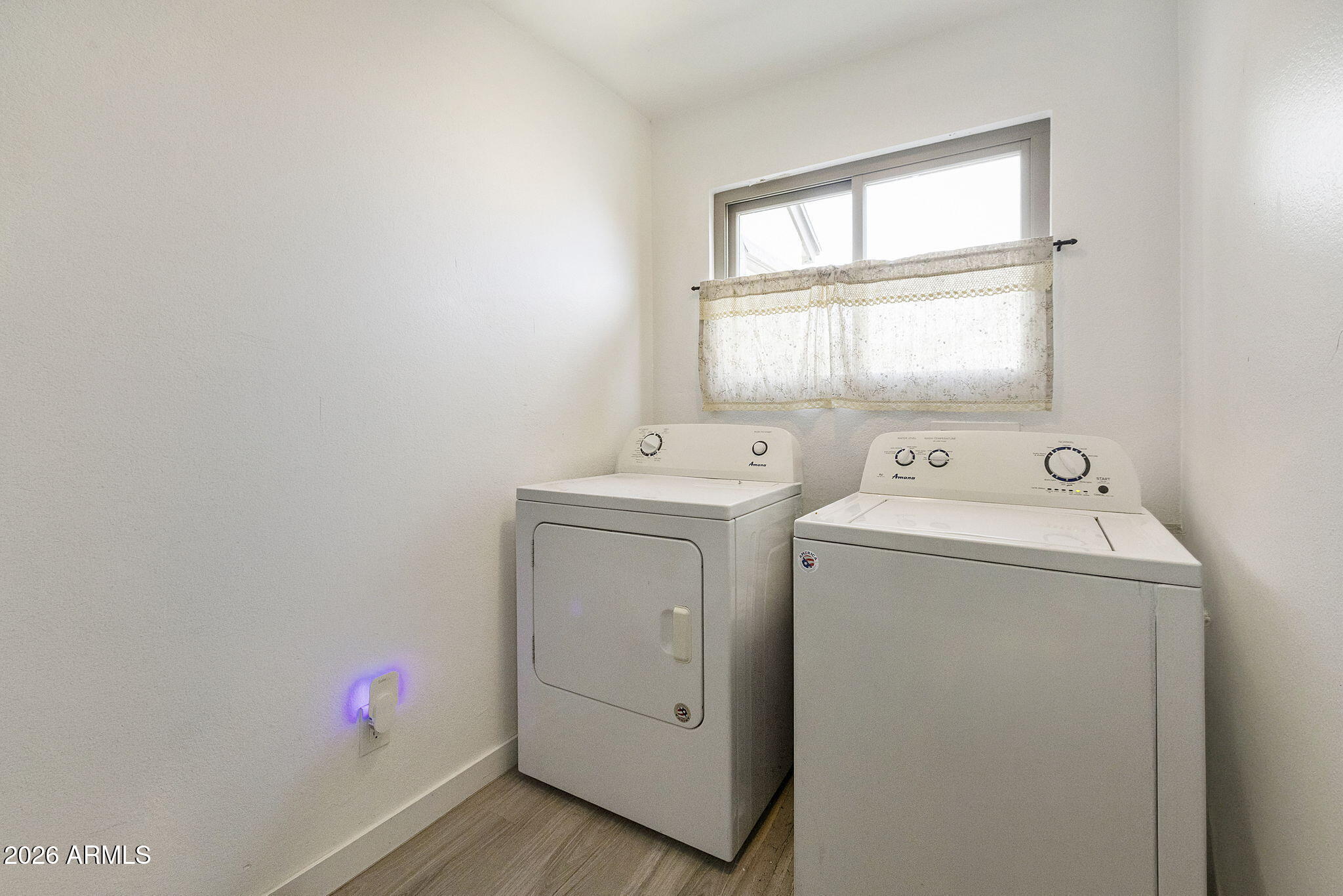 OVERLAND TRAIL 4 - Residential
