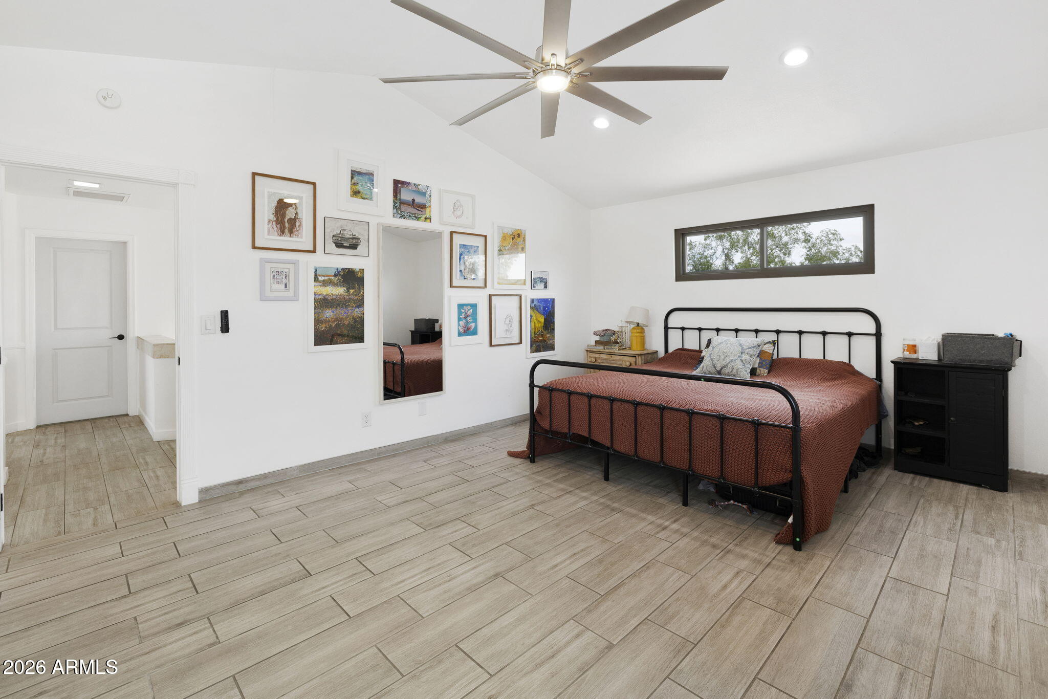 OVERLAND TRAIL 4 - Residential