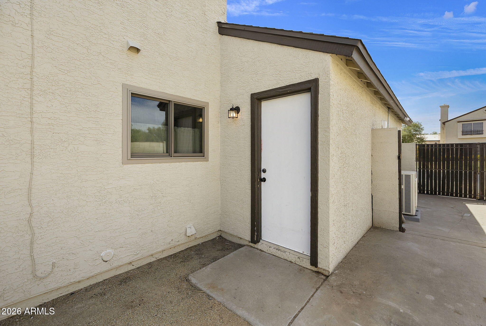 OVERLAND TRAIL 4 - Residential