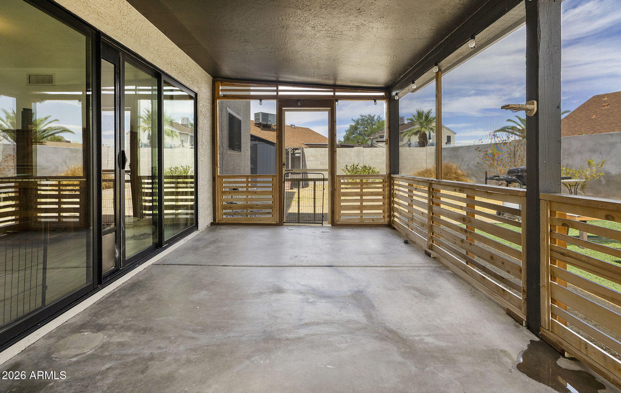 OVERLAND TRAIL 4 - Residential