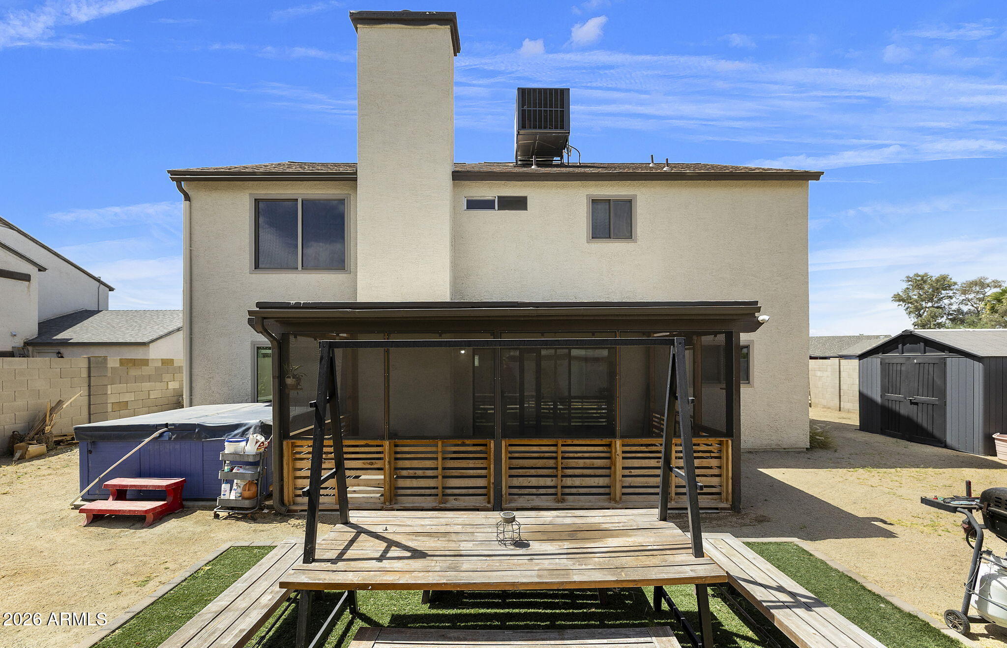 OVERLAND TRAIL 4 - Residential