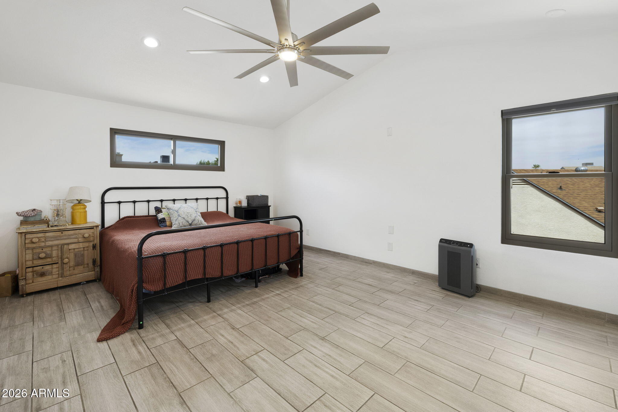 OVERLAND TRAIL 4 - Residential