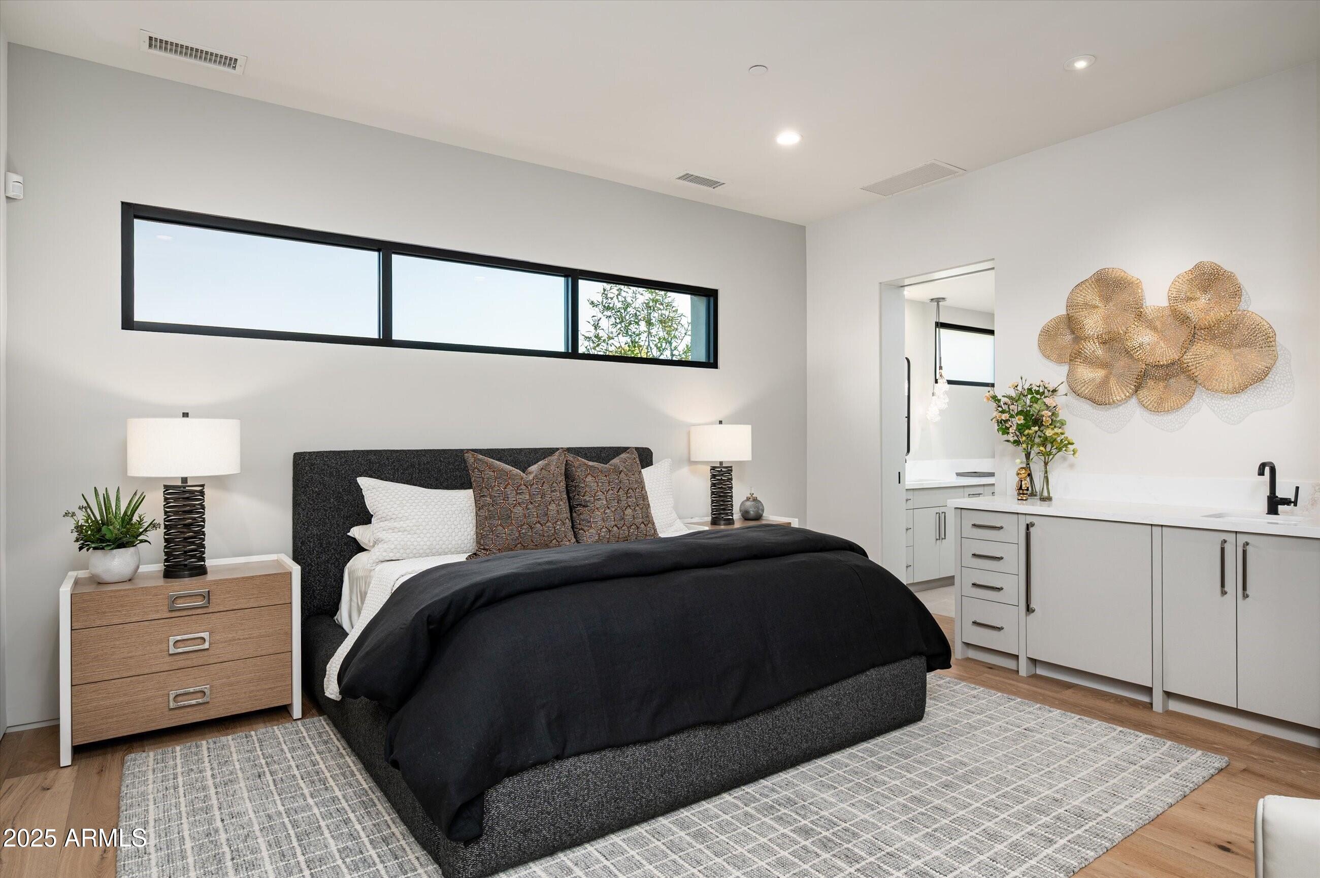 IRONWOOD GOLF VILLAS - Residential