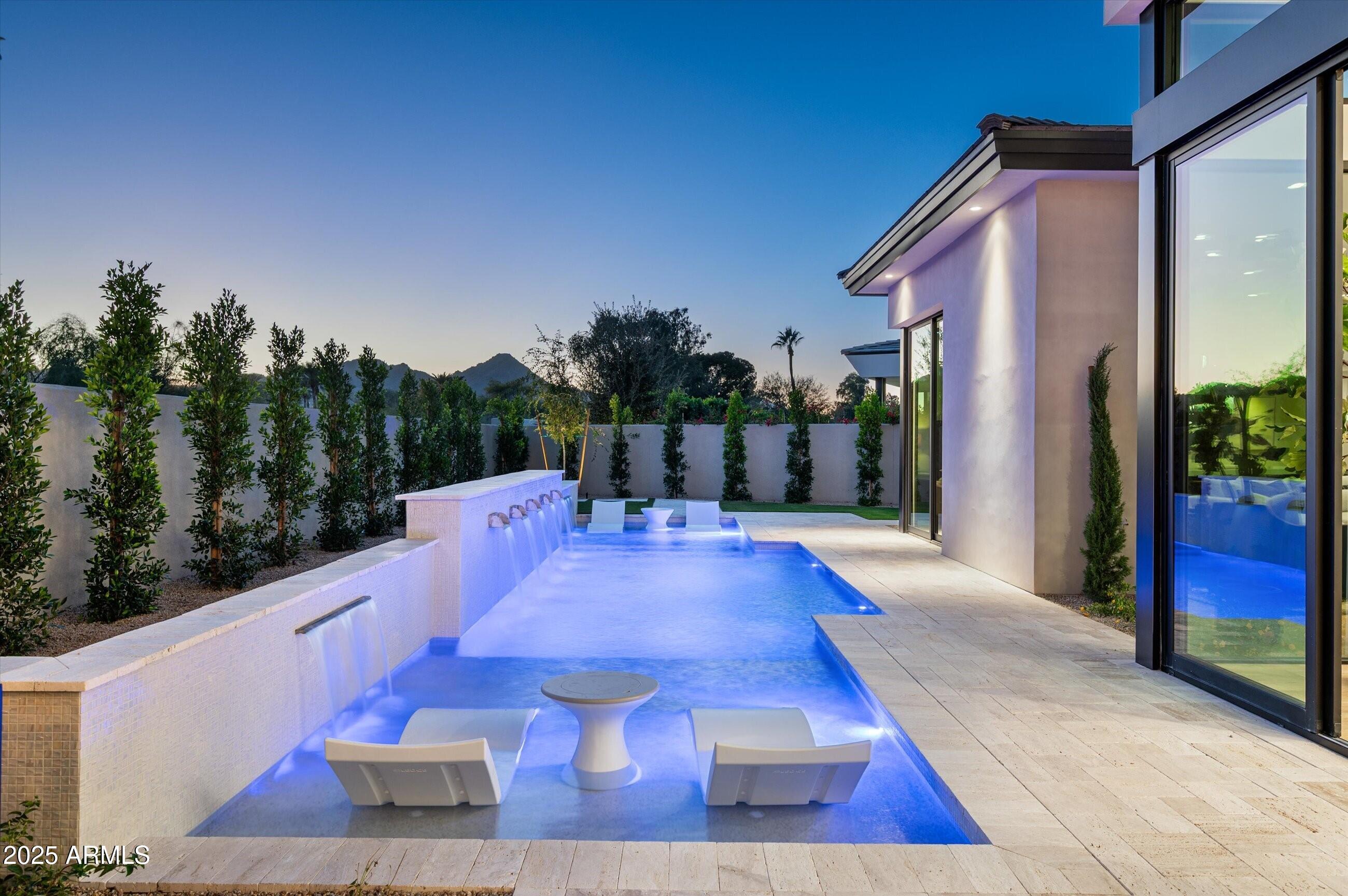 IRONWOOD GOLF VILLAS - Residential