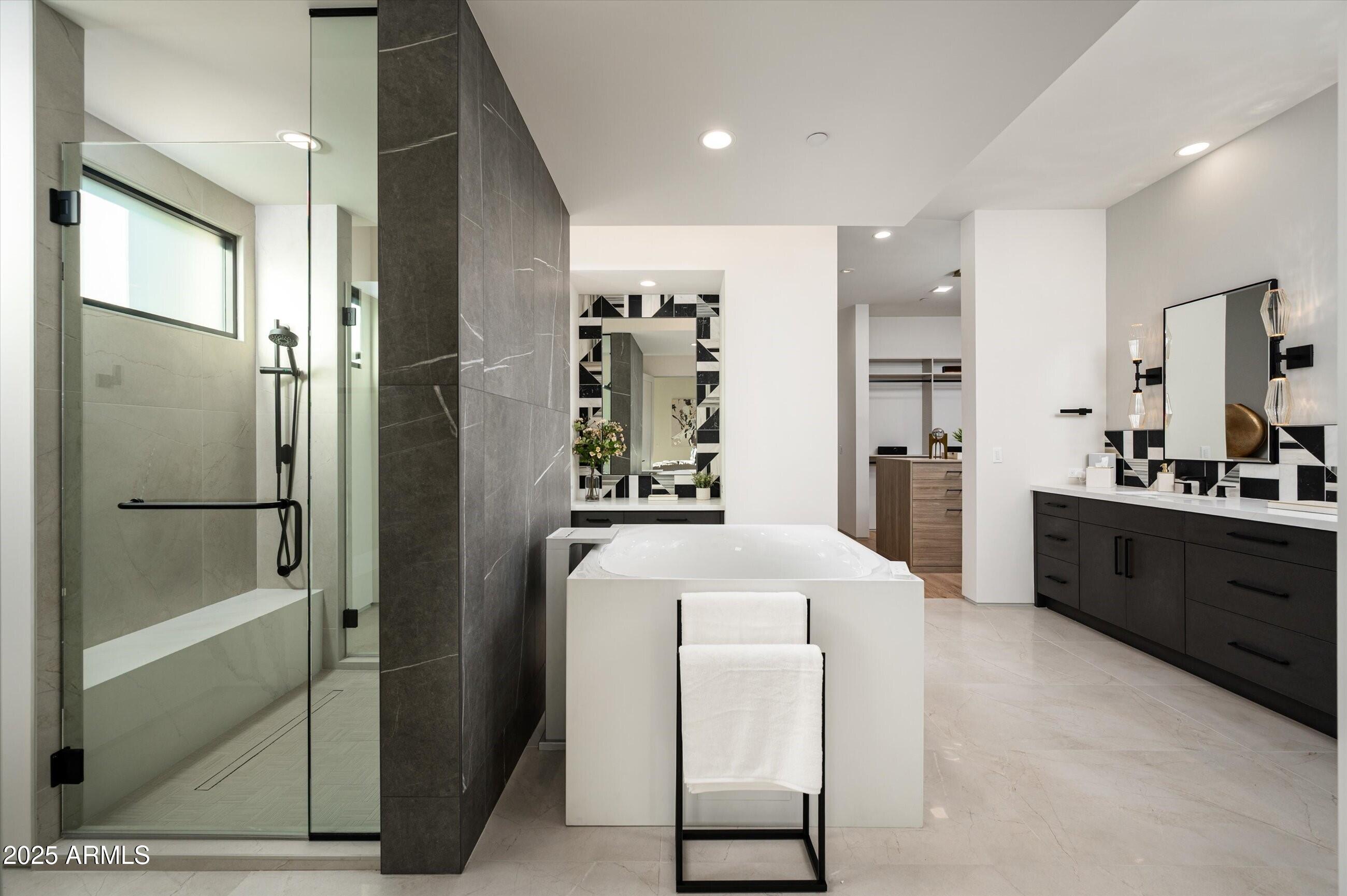 IRONWOOD GOLF VILLAS - Residential