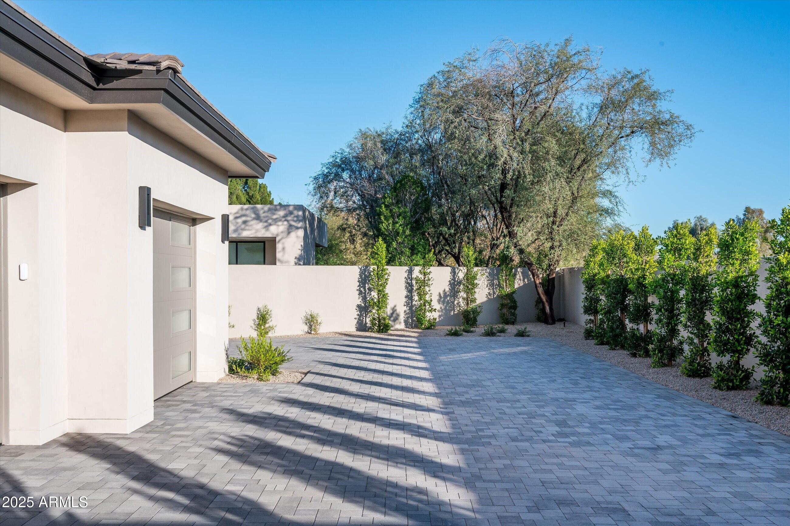 IRONWOOD GOLF VILLAS - Residential
