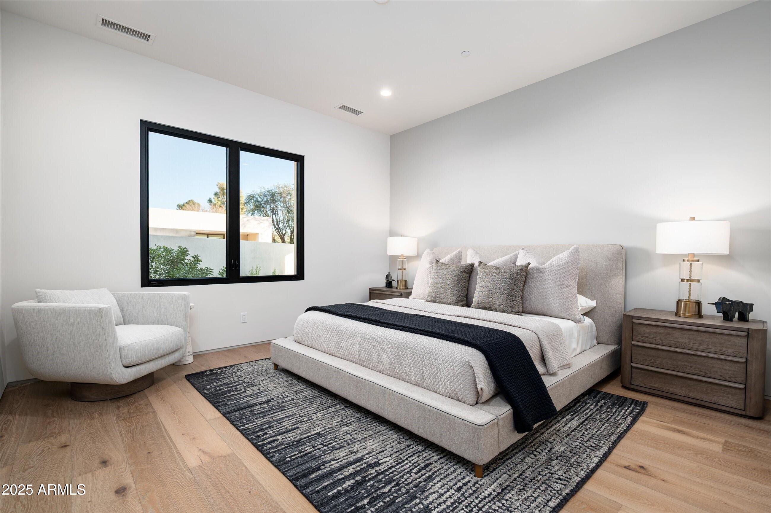 IRONWOOD GOLF VILLAS - Residential