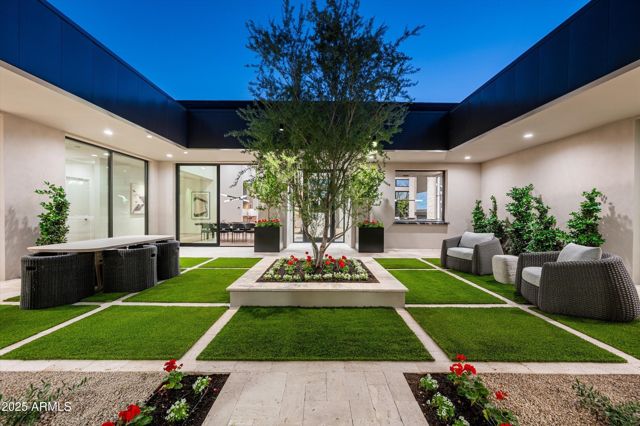 IRONWOOD GOLF VILLAS - Residential