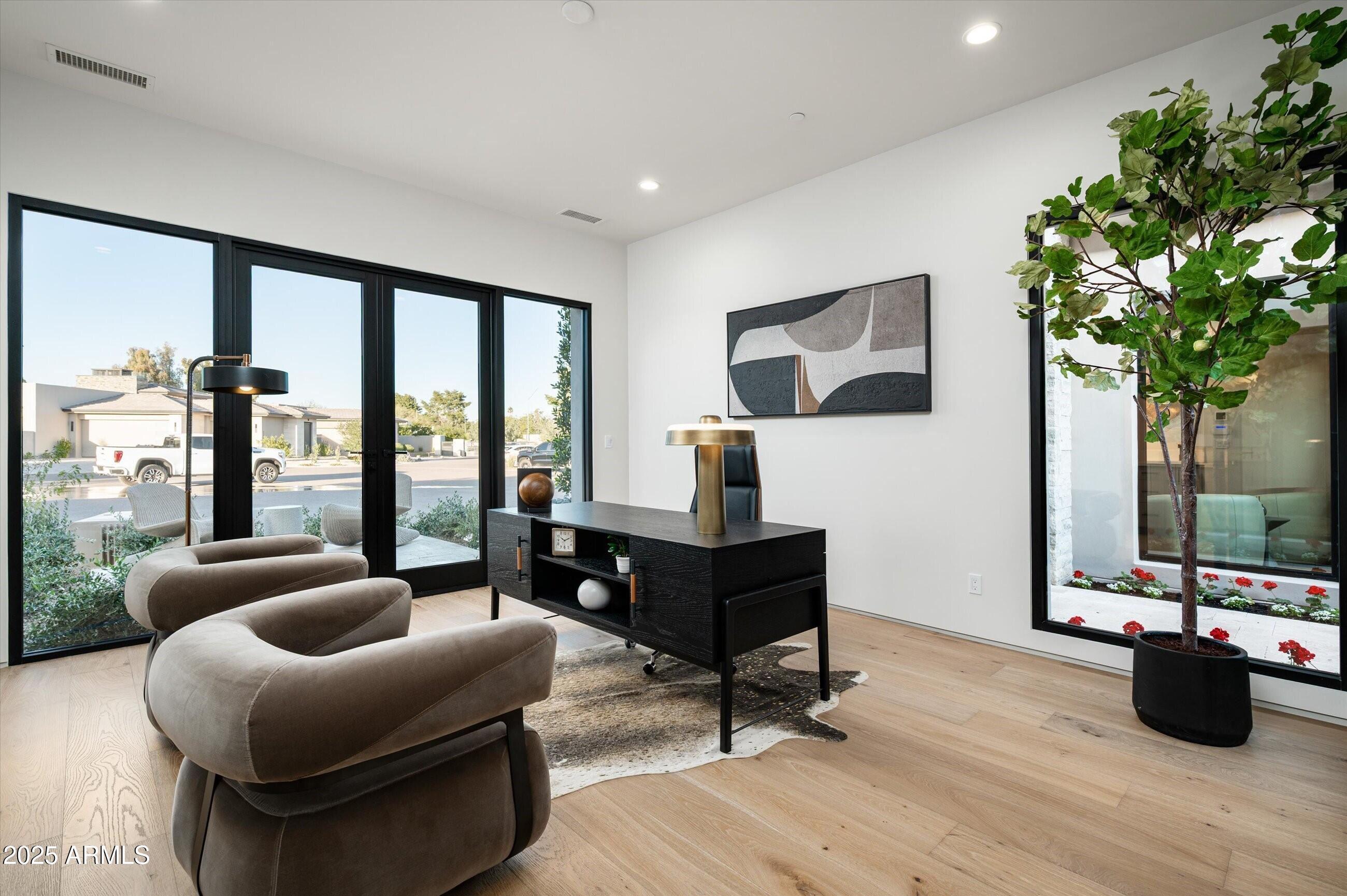 IRONWOOD GOLF VILLAS - Residential