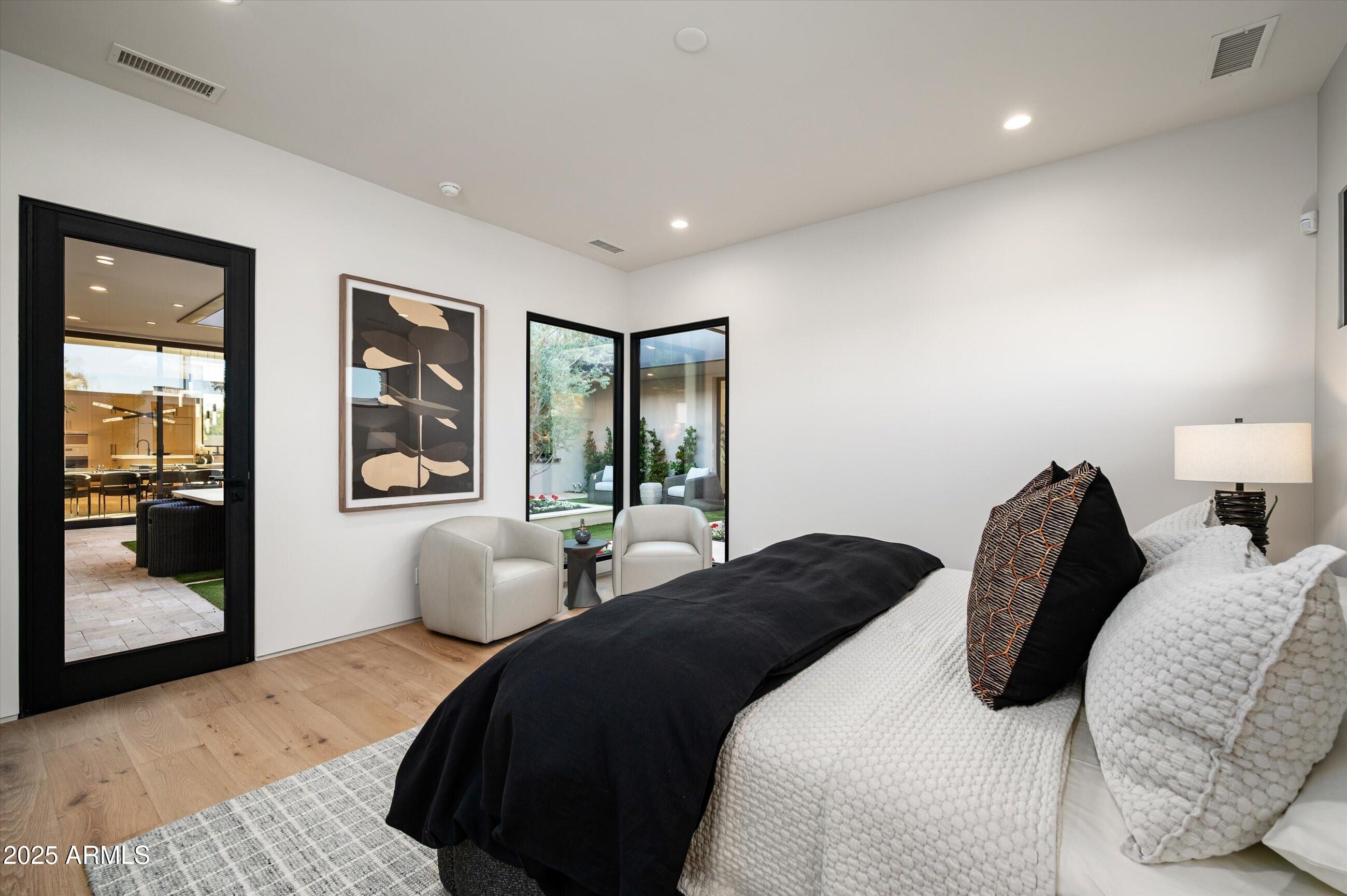 IRONWOOD GOLF VILLAS - Residential