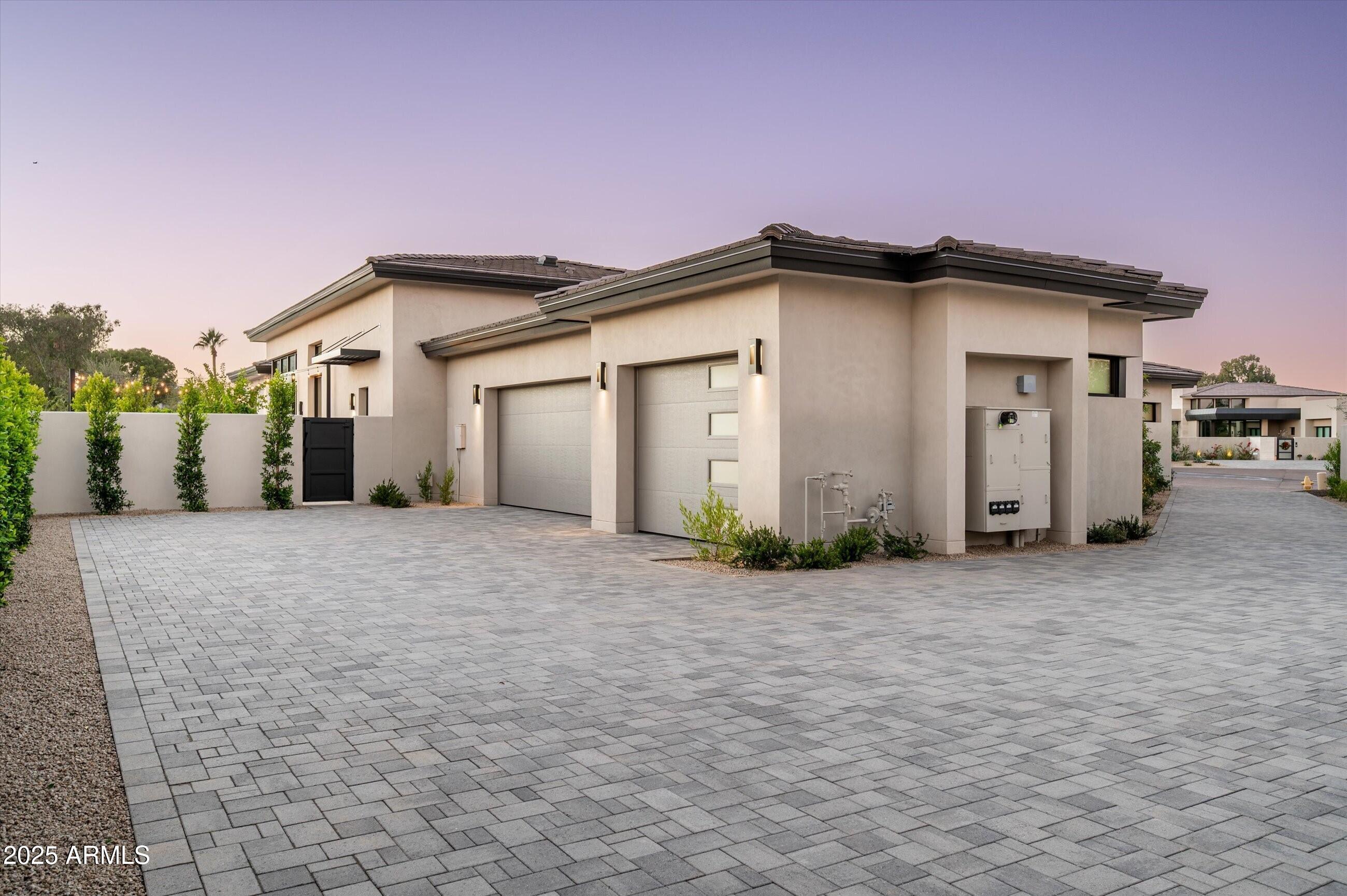 IRONWOOD GOLF VILLAS - Residential