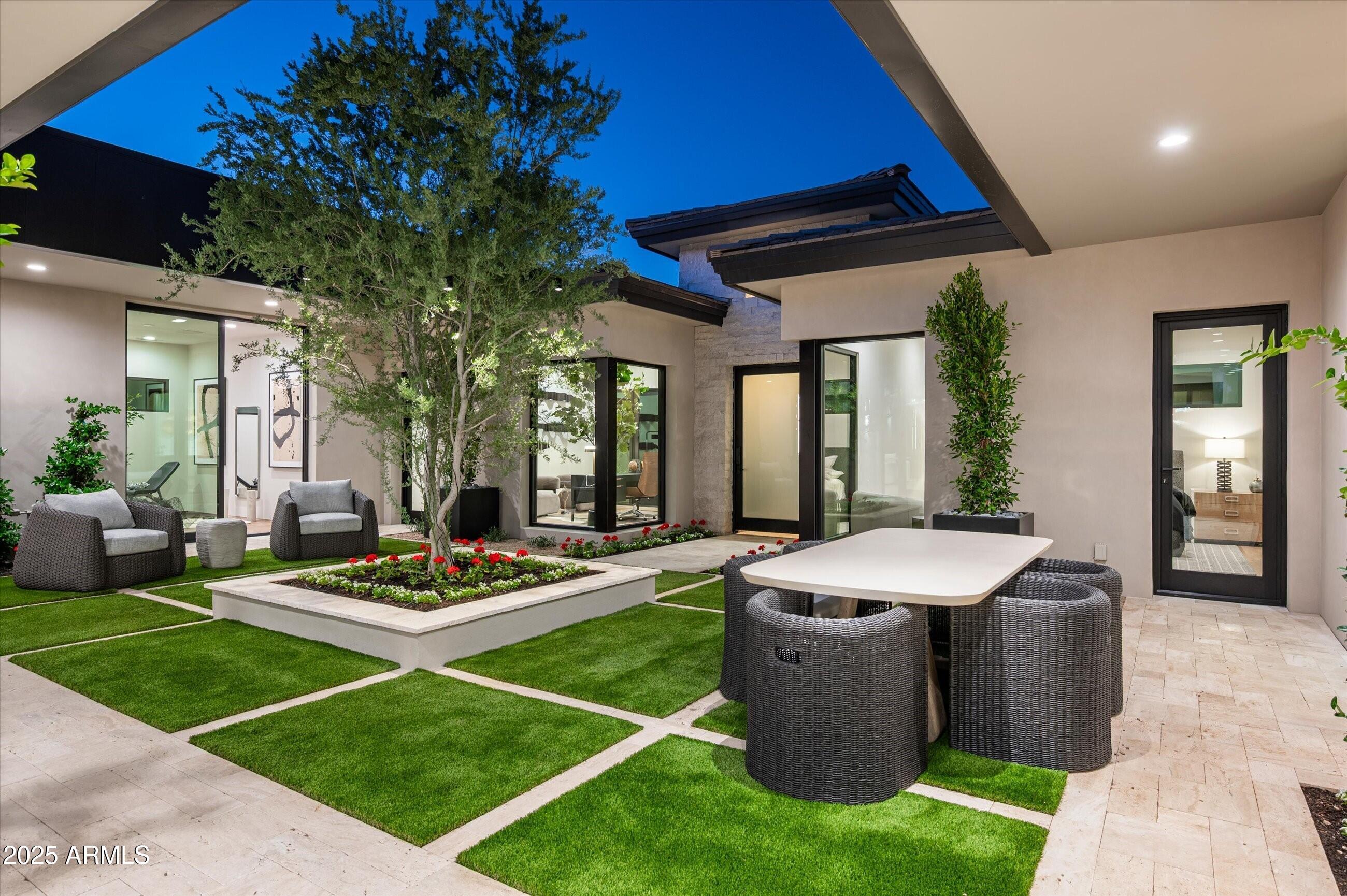 IRONWOOD GOLF VILLAS - Residential