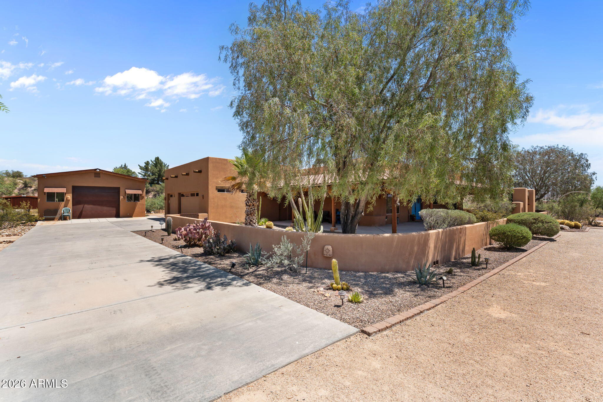 Metes & Bounds, 2.03 Acres - Residential