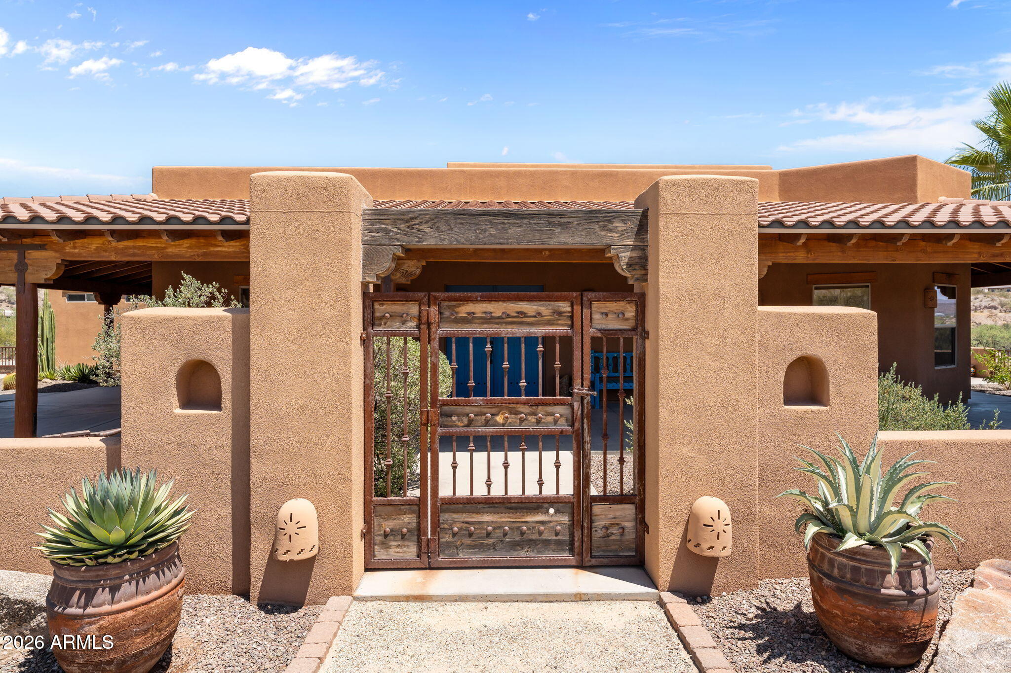 Metes & Bounds, 2.03 Acres - Residential