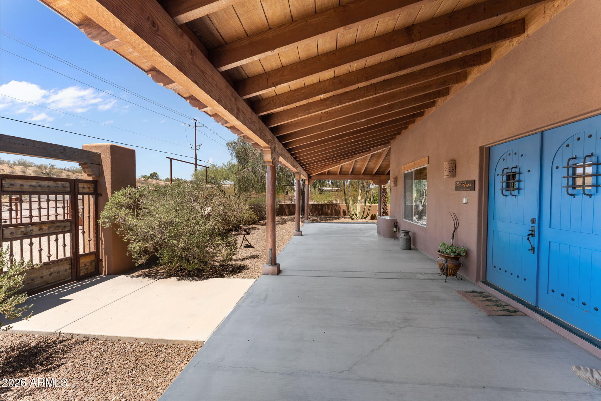 Metes & Bounds, 2.03 Acres - Residential