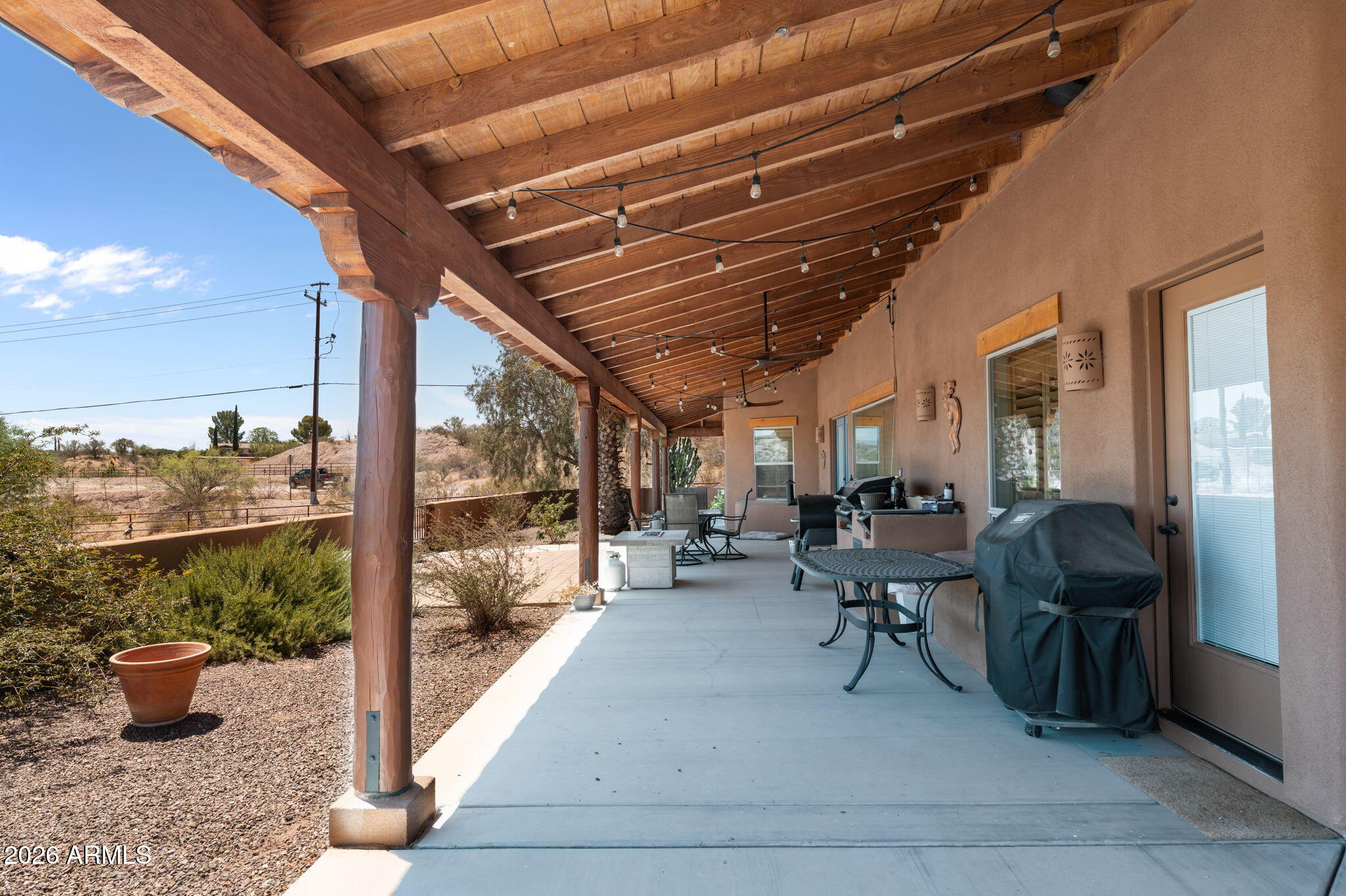 Metes & Bounds, 2.03 Acres - Residential
