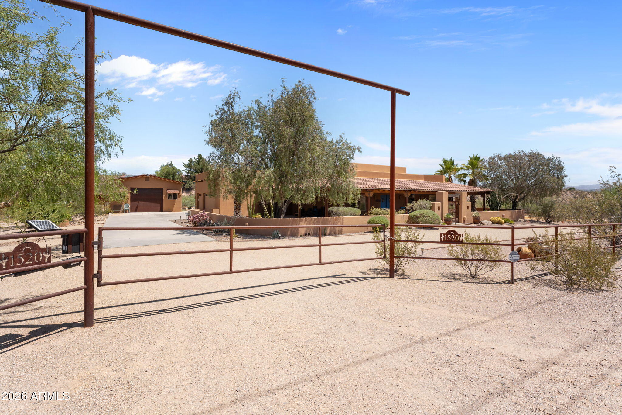 Metes & Bounds, 2.03 Acres - Residential