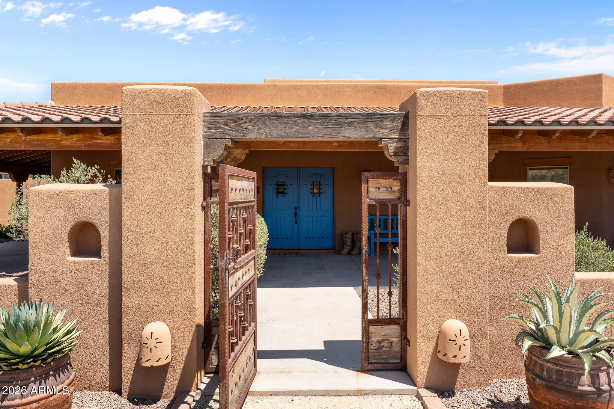 Metes & Bounds, 2.03 Acres - Residential