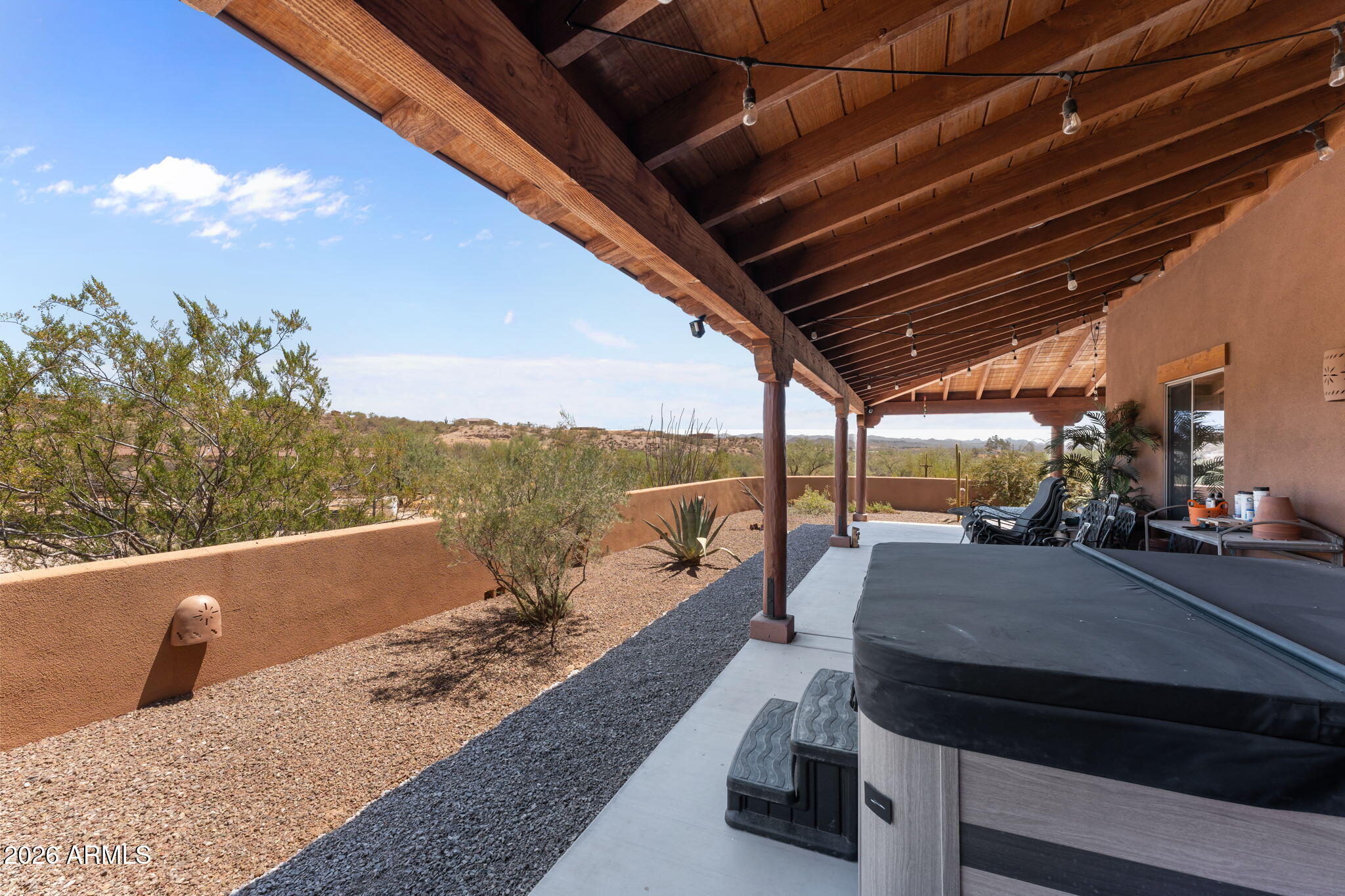 Metes & Bounds, 2.03 Acres - Residential