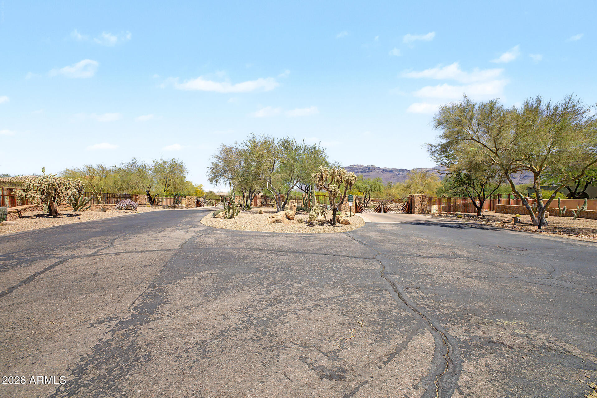 EL MIRADOR AT SUPERSTITION MOUNTAIN - Land