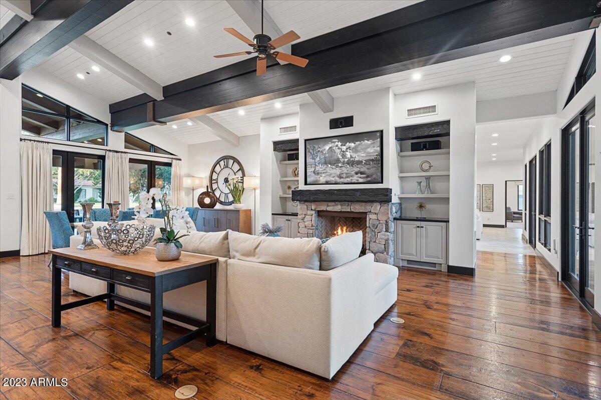 CONTINENTAL GROVES OF ARCADIA - Residential