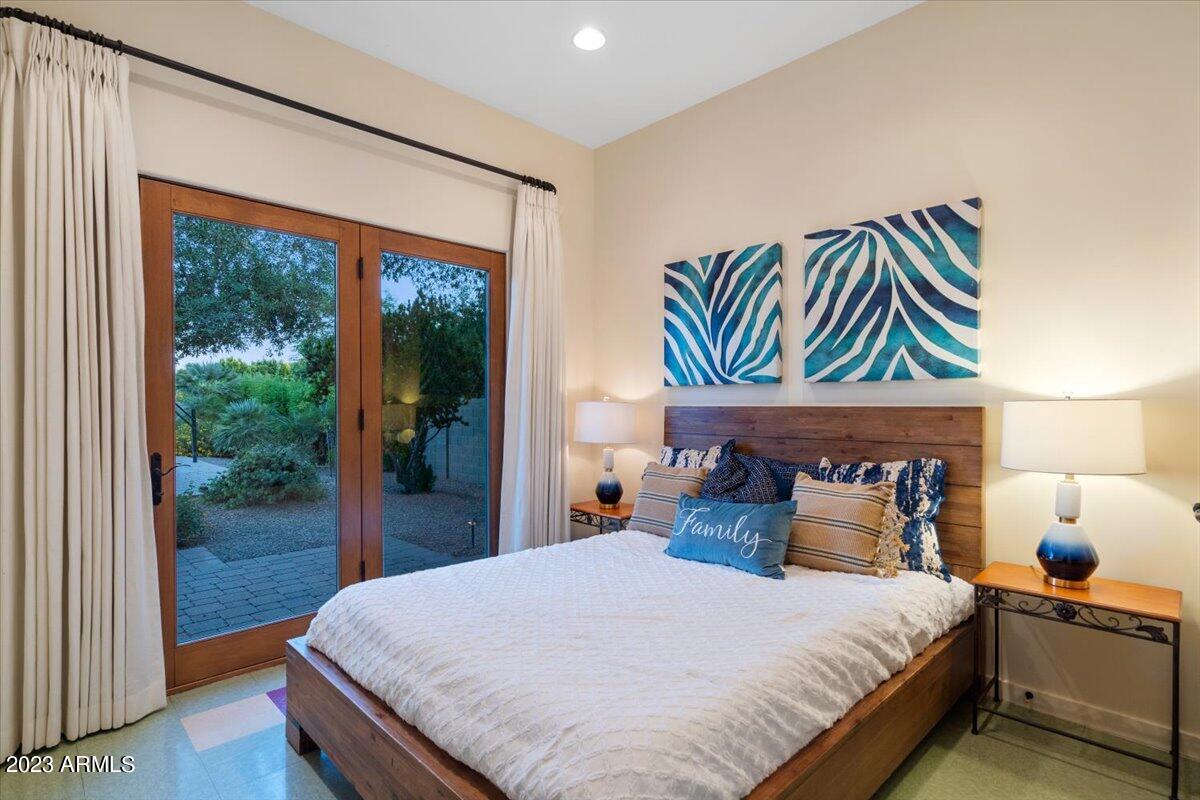 CONTINENTAL GROVES OF ARCADIA - Residential