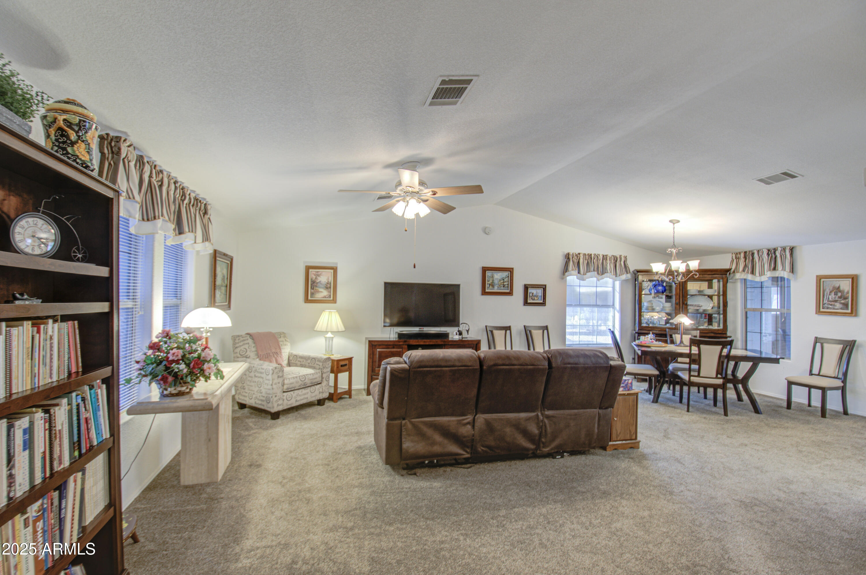 CRESCENT RUN - Residential