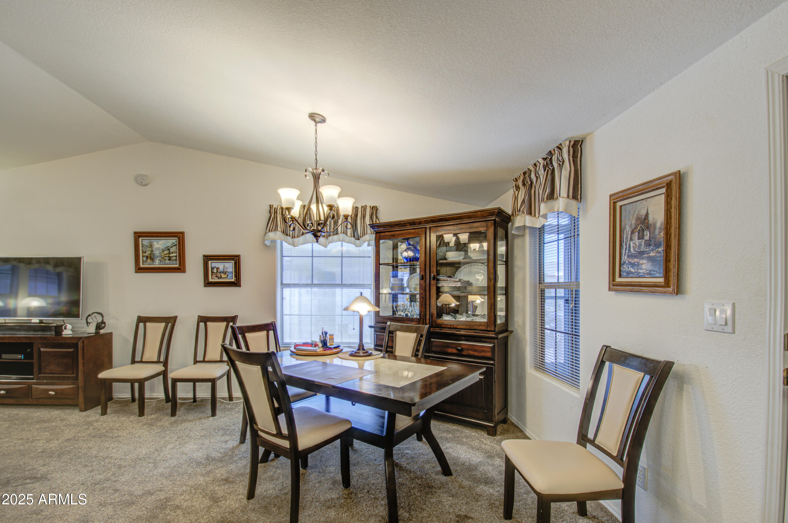 CRESCENT RUN - Residential
