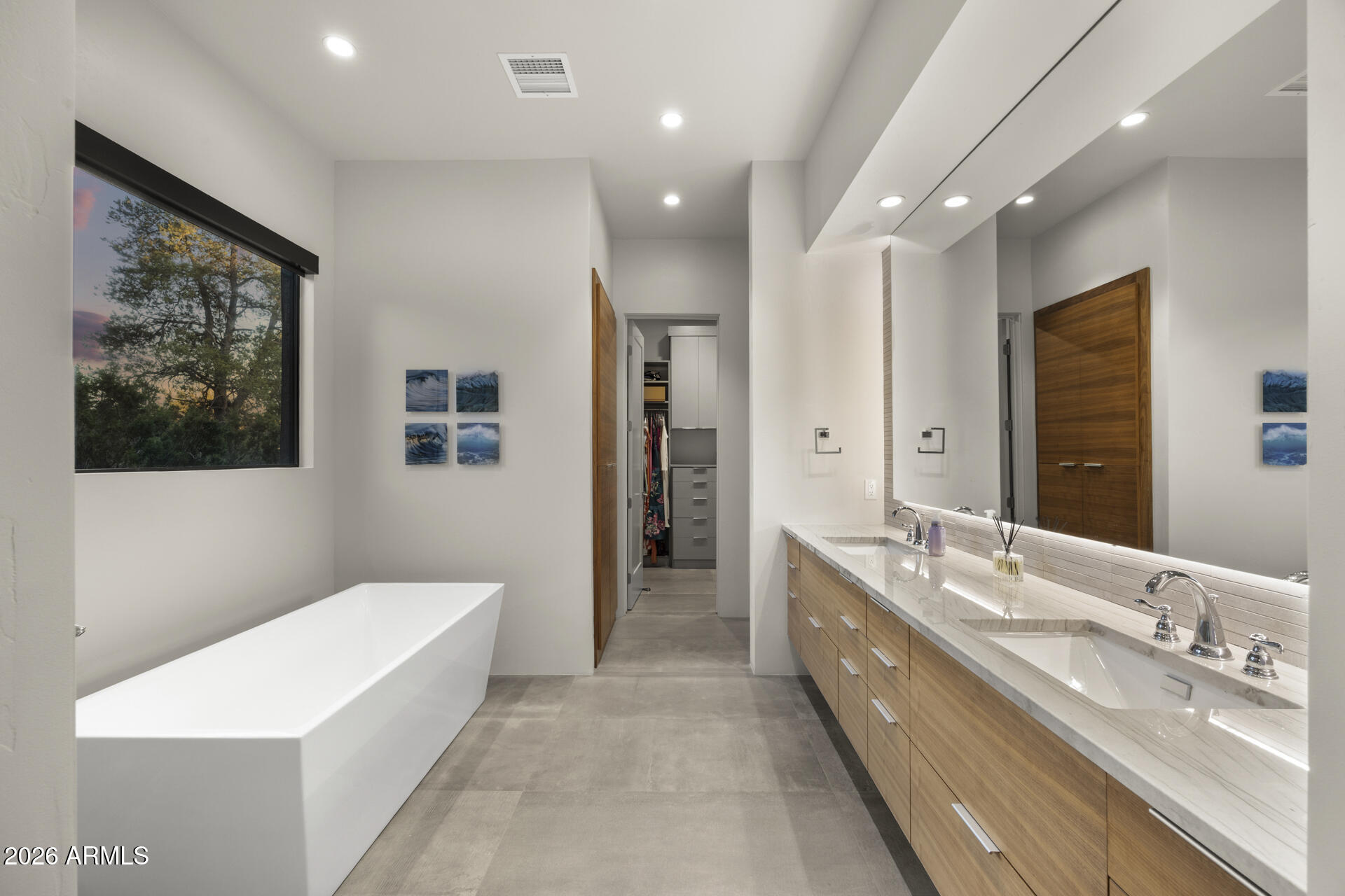 THUNDER MOUNTAIN RANCH - Residential