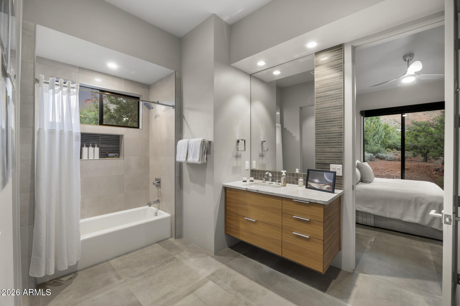 THUNDER MOUNTAIN RANCH - Residential