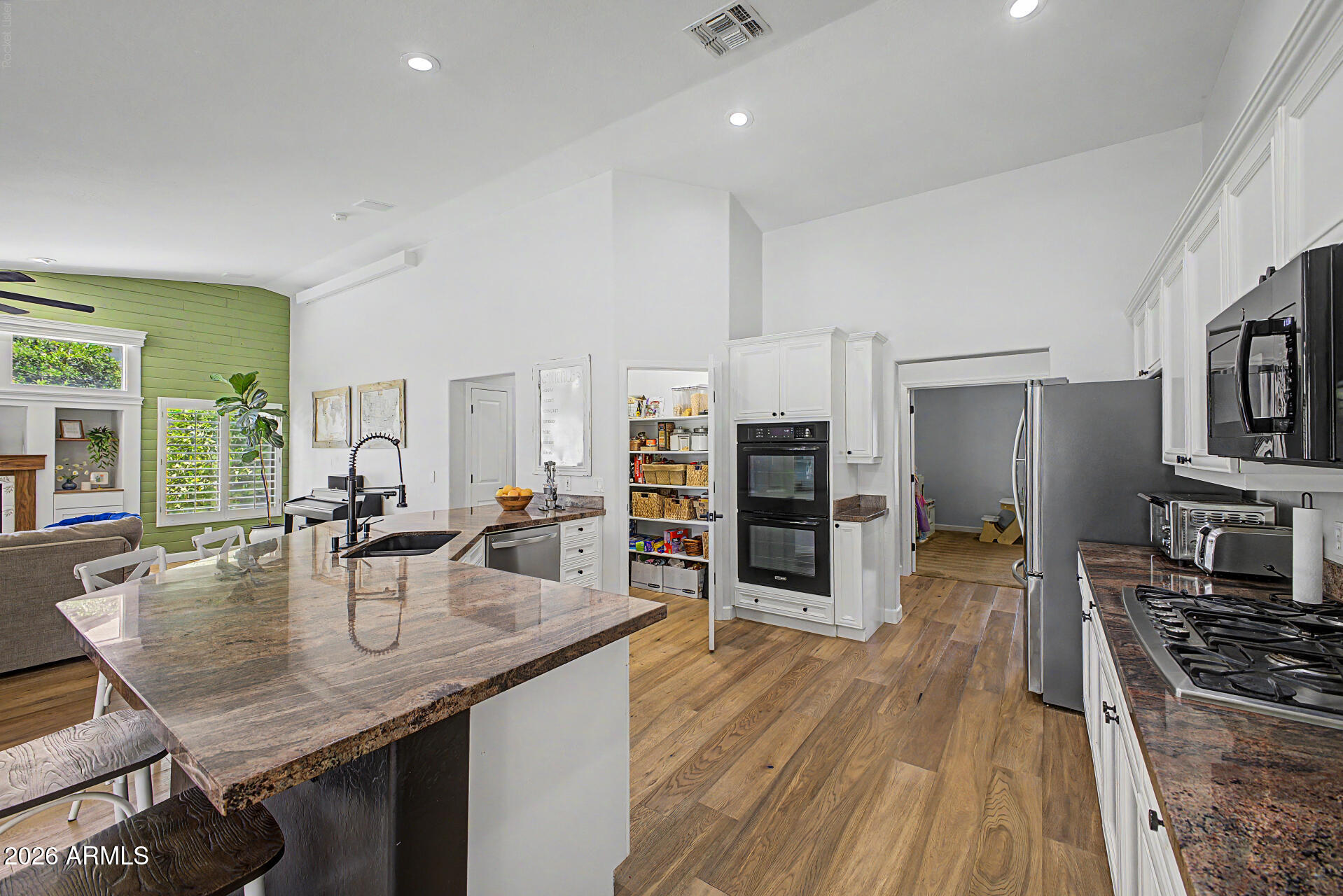 MAHOGANY - Residential