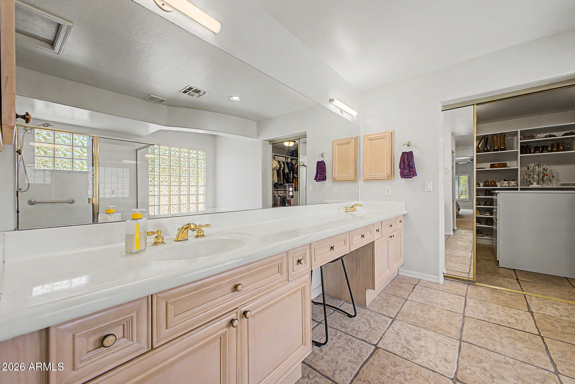 MAHOGANY - Residential