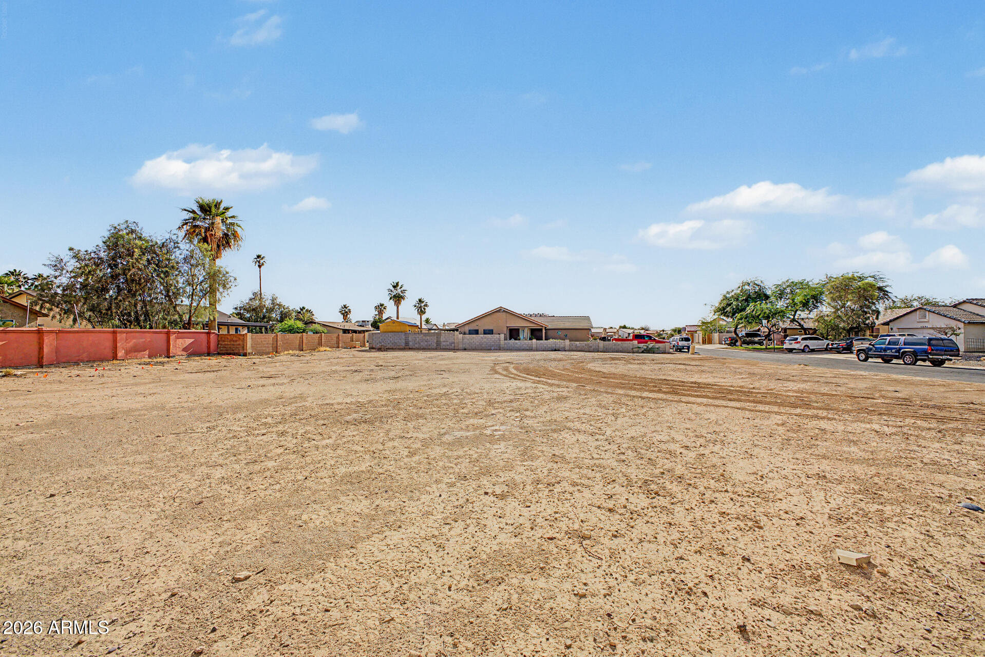 ARIZONA CITY UNIT TEN - Land