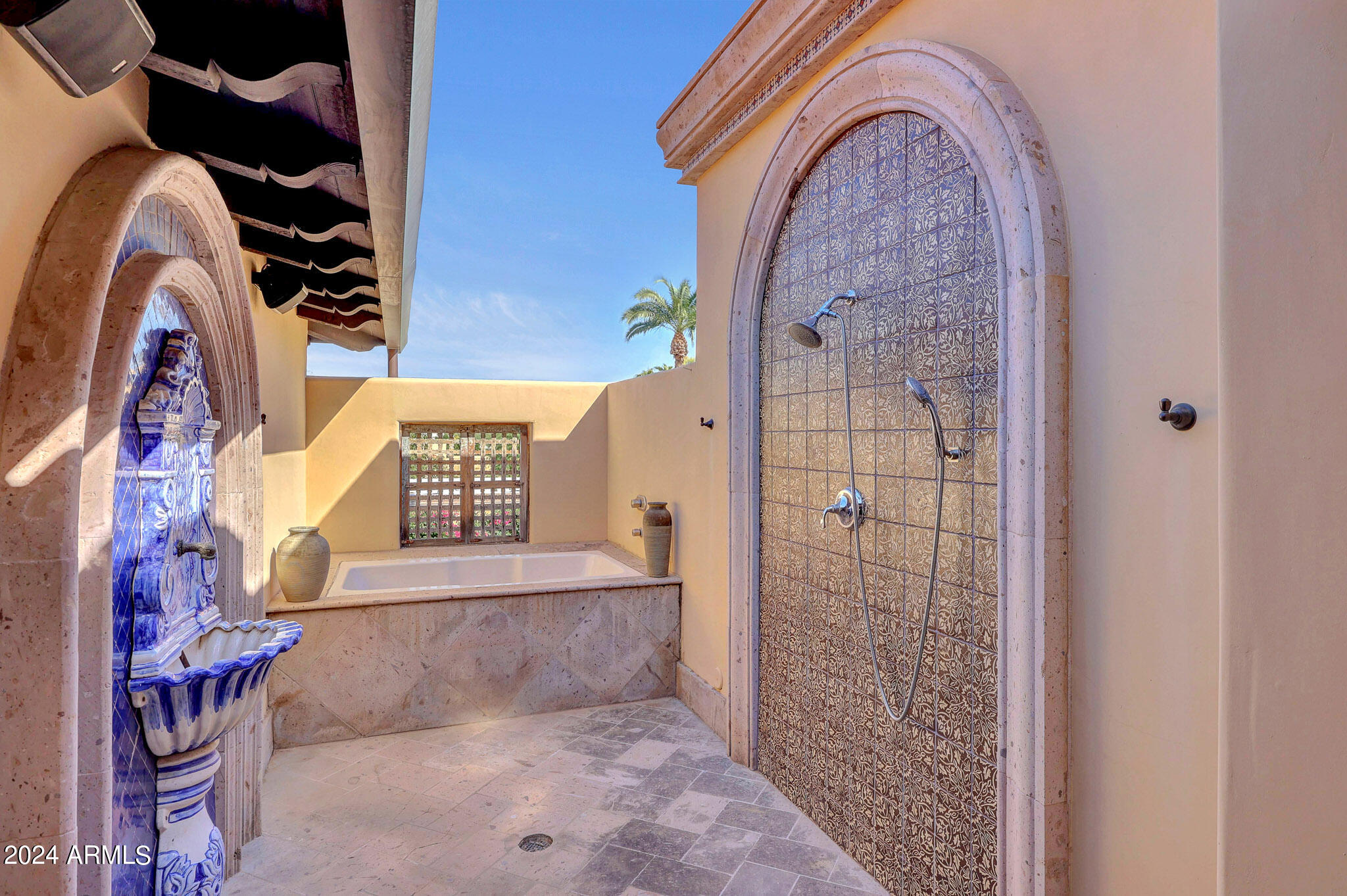 EQUESTRIAN MANOR UNIT 1 - Residential