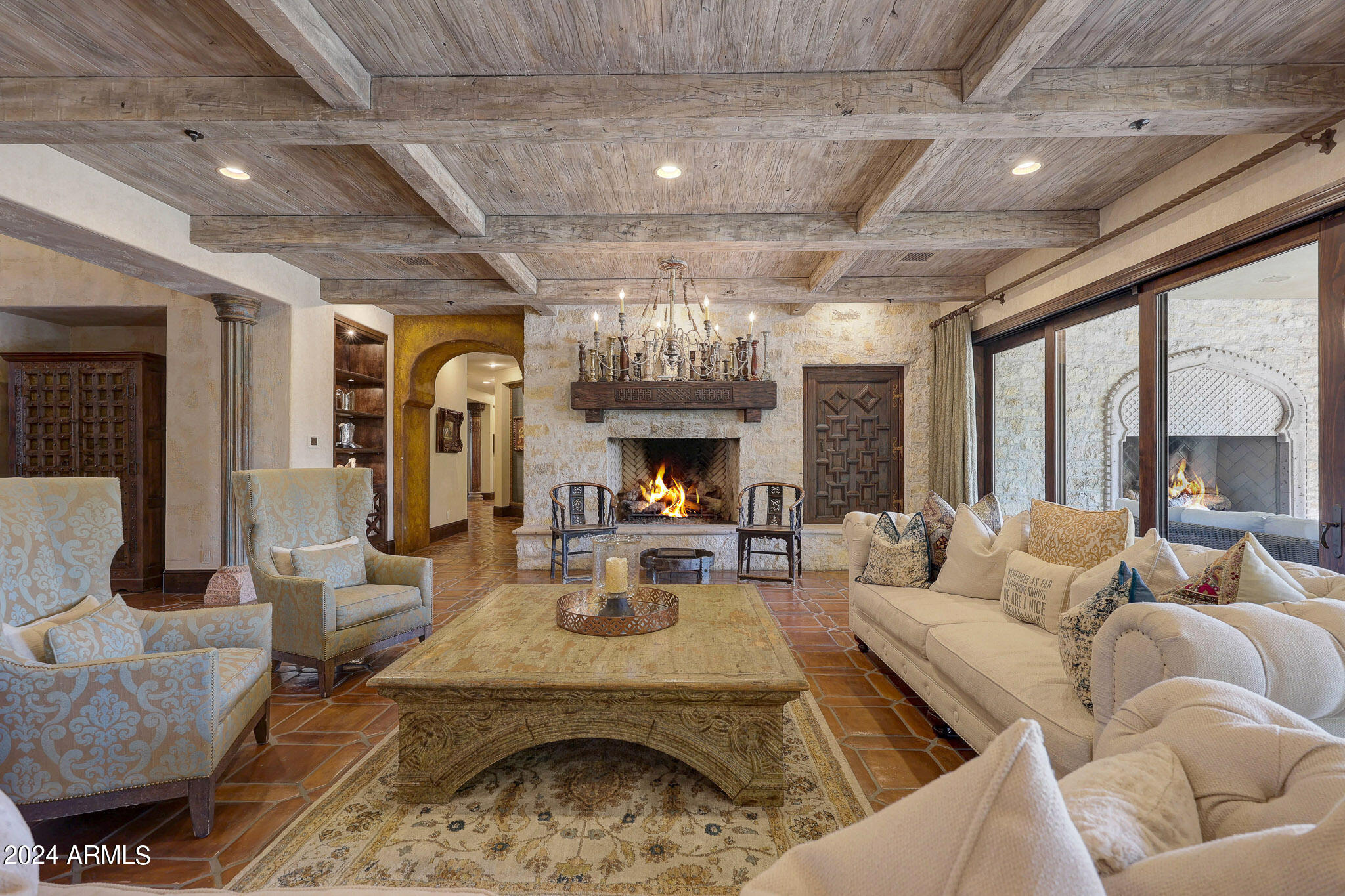 EQUESTRIAN MANOR UNIT 1 - Residential