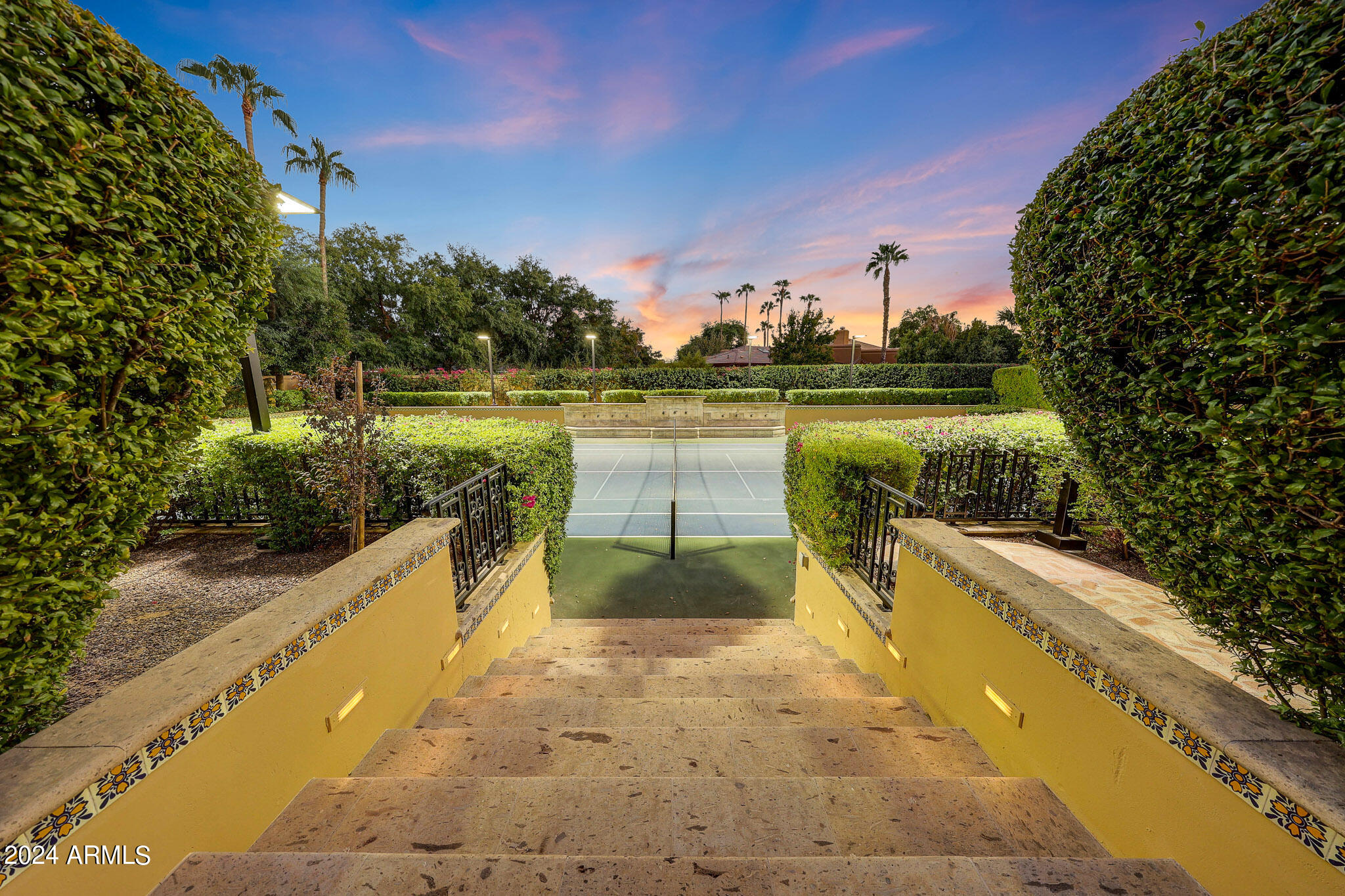 EQUESTRIAN MANOR UNIT 1 - Residential