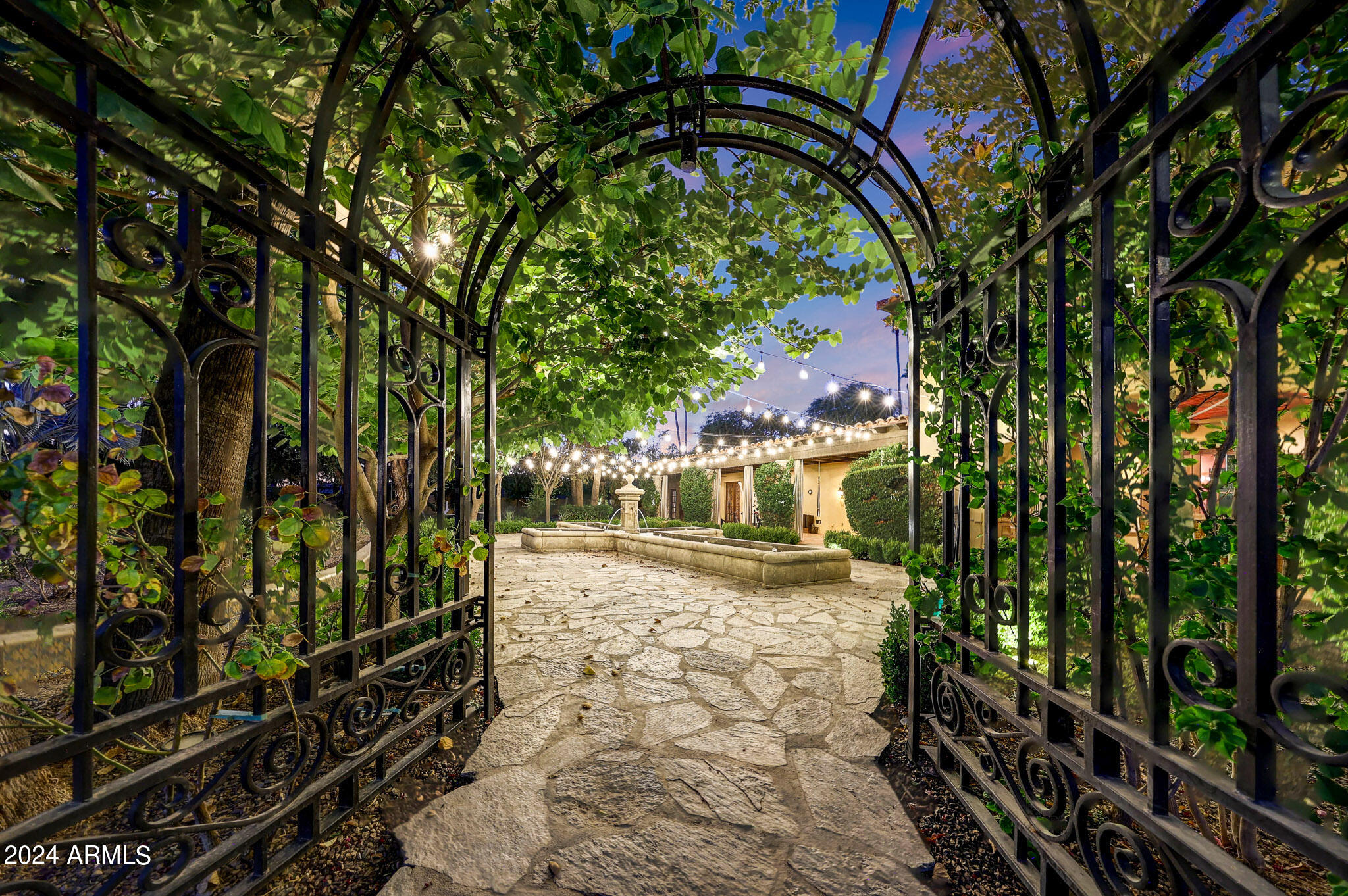 EQUESTRIAN MANOR UNIT 1 - Residential