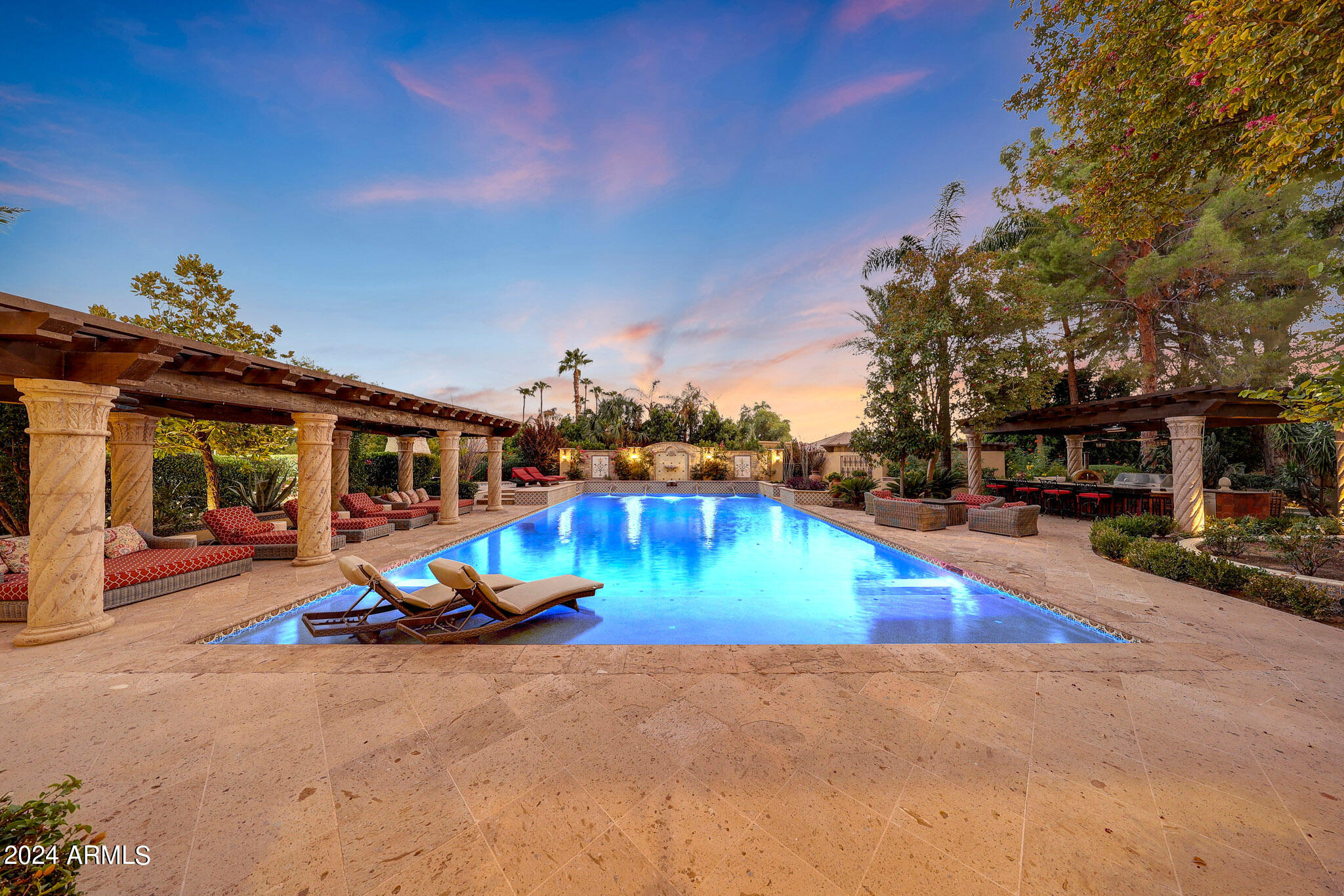 EQUESTRIAN MANOR UNIT 1 - Residential