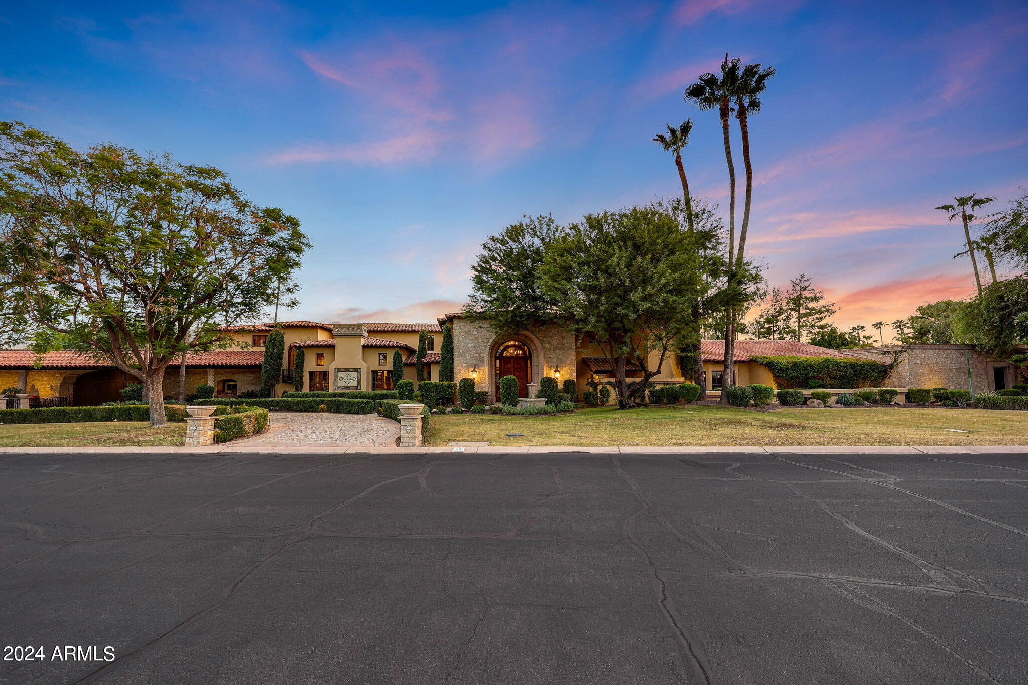EQUESTRIAN MANOR UNIT 1 - Residential