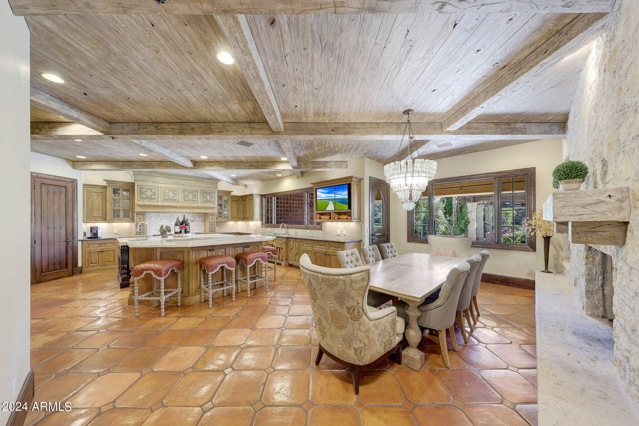 EQUESTRIAN MANOR UNIT 1 - Residential