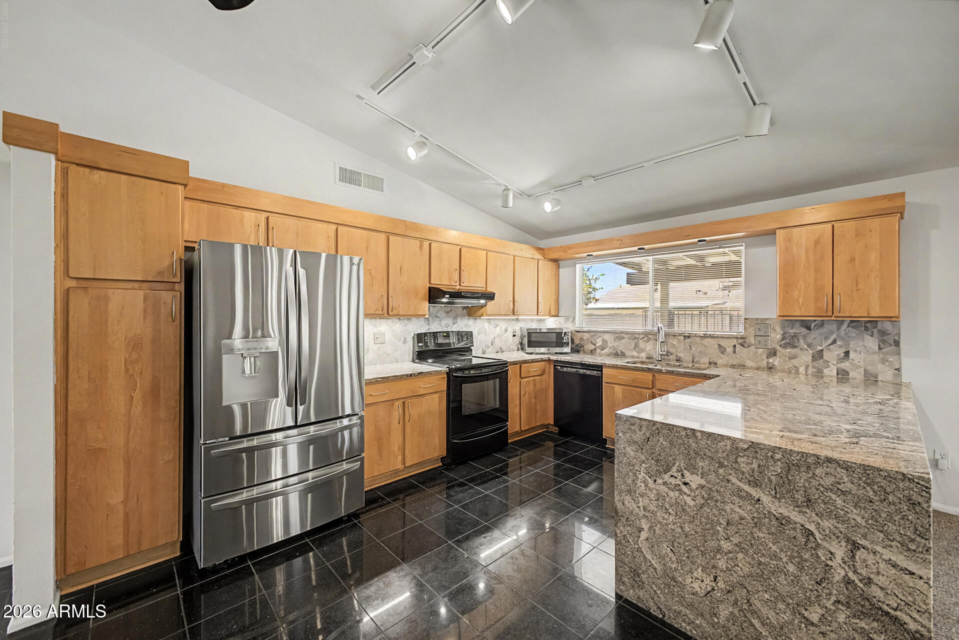 DESERT FOOTHILLS ESTATES UNIT 5 - Residential
