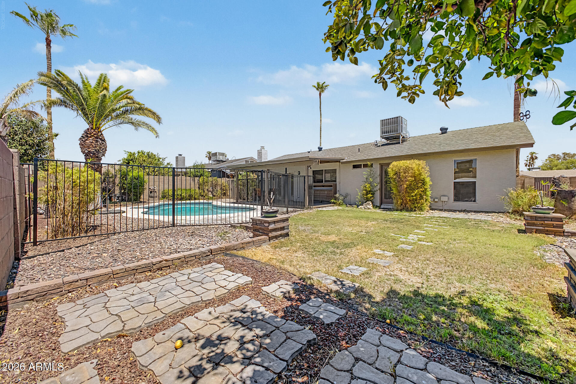 DESERT FOOTHILLS ESTATES UNIT 5 - Residential