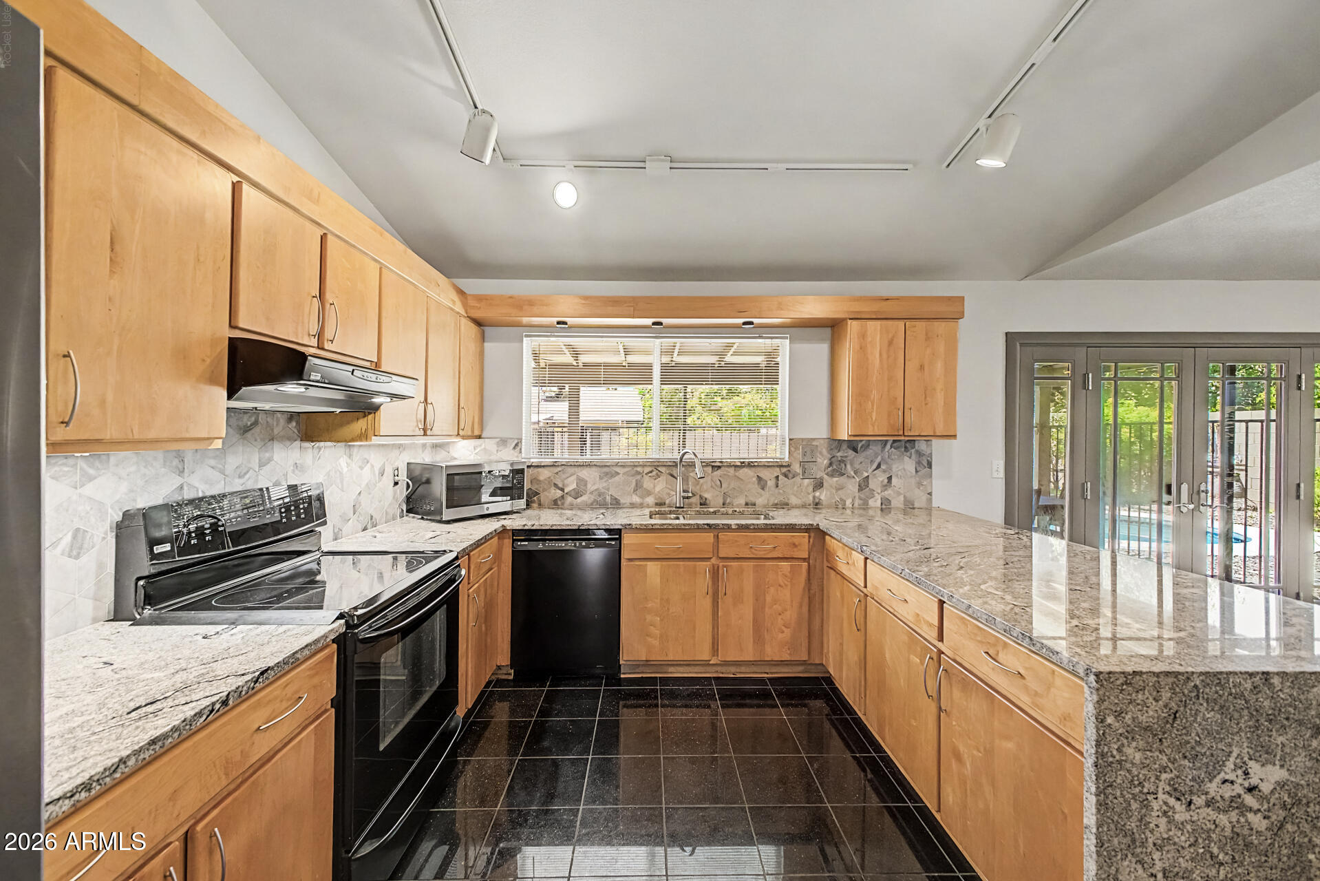 DESERT FOOTHILLS ESTATES UNIT 5 - Residential